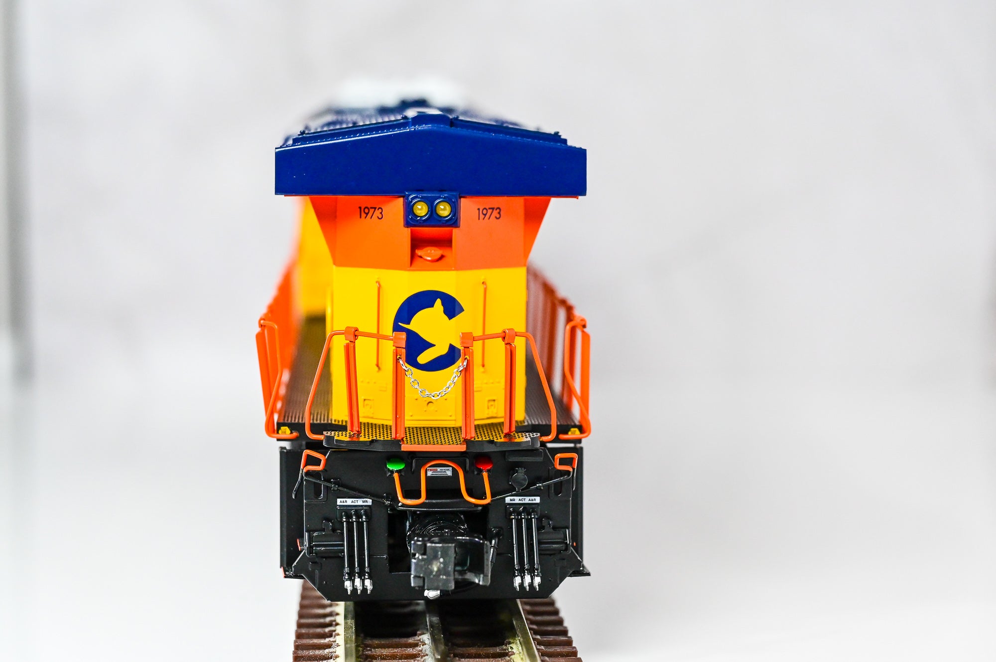 Lionel CSX ES44AC #1973 | Legacy | O Scale