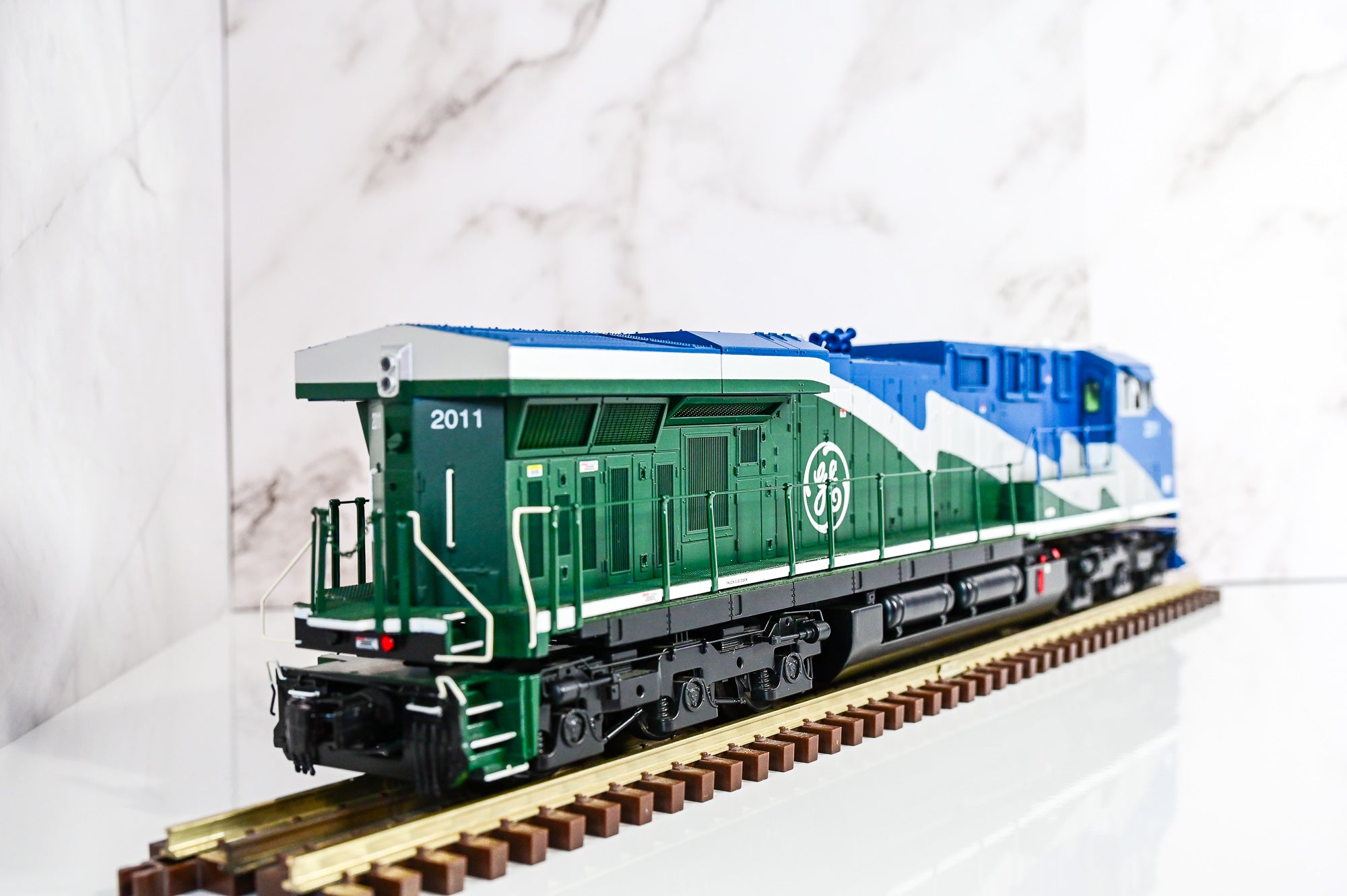 MTH GE Demonstrator ES44AC | Premier | O Scale