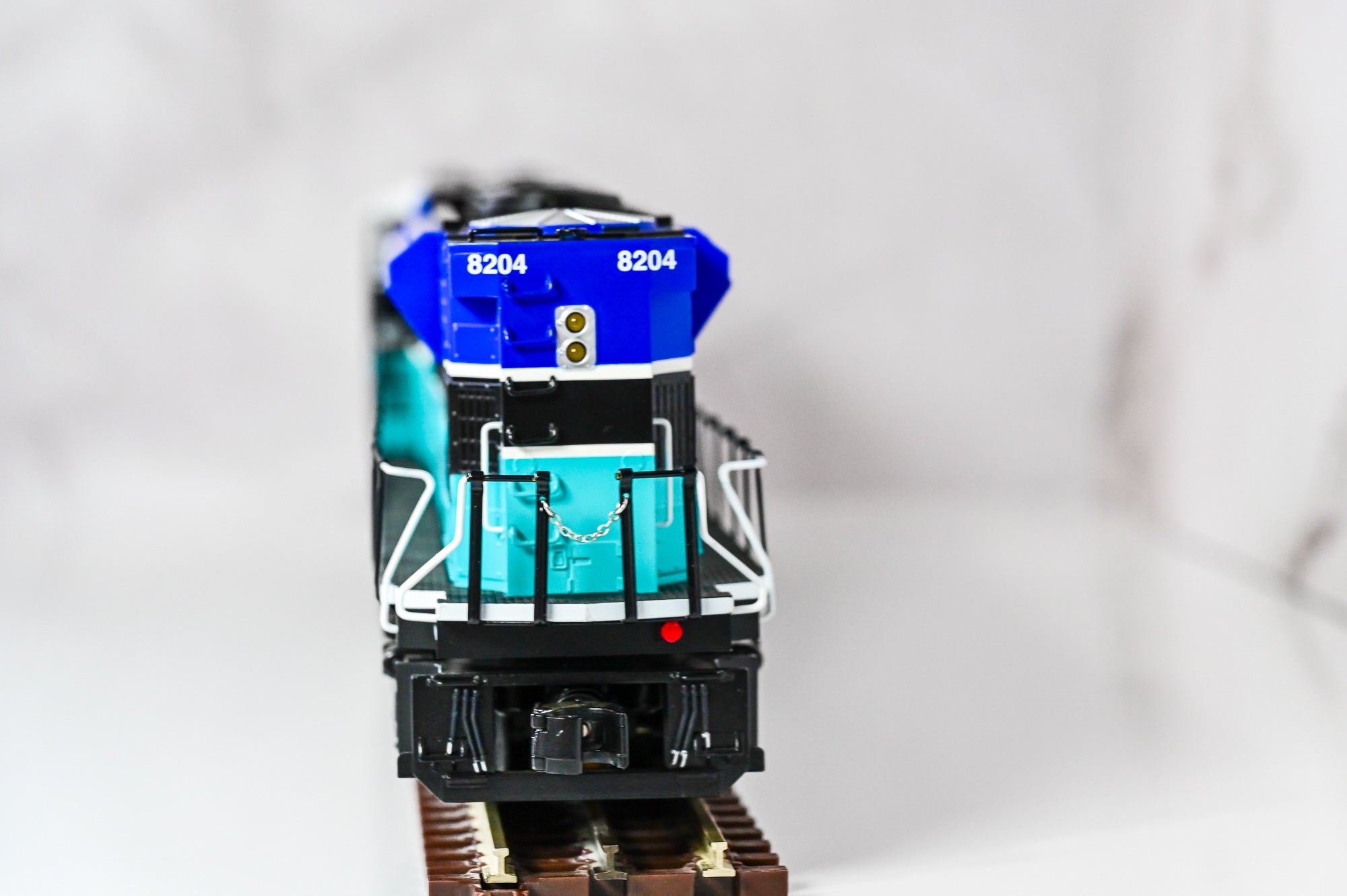 Lionel EMDX SD90MAC #8204 (Demonstrator) | Legacy | O Scale