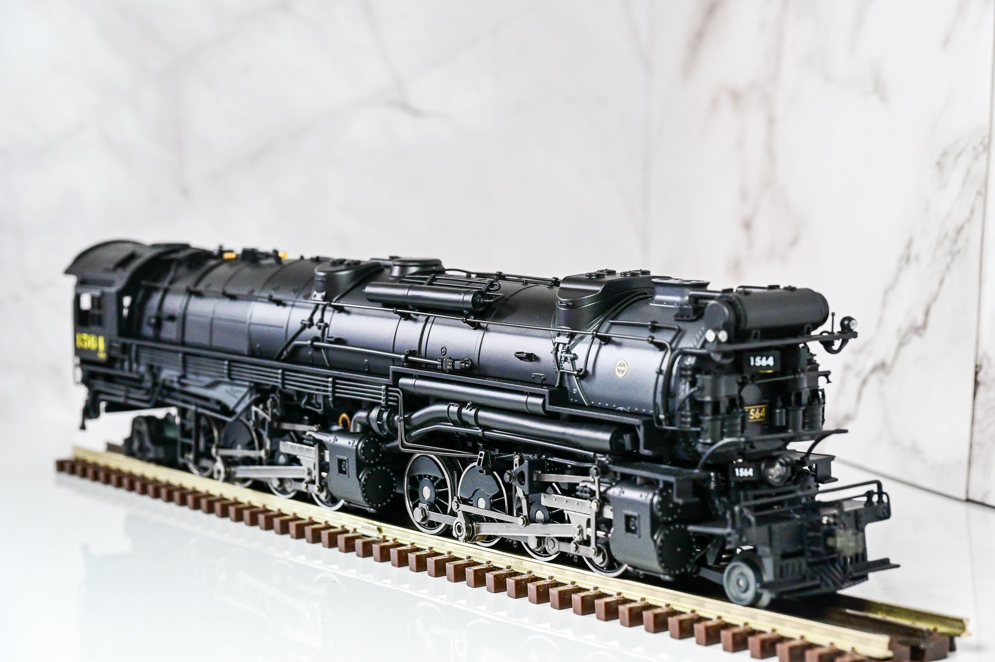 Lionel Chesapeake & Ohio H7 2-8-8-2 #1564 | Legacy | O Scale