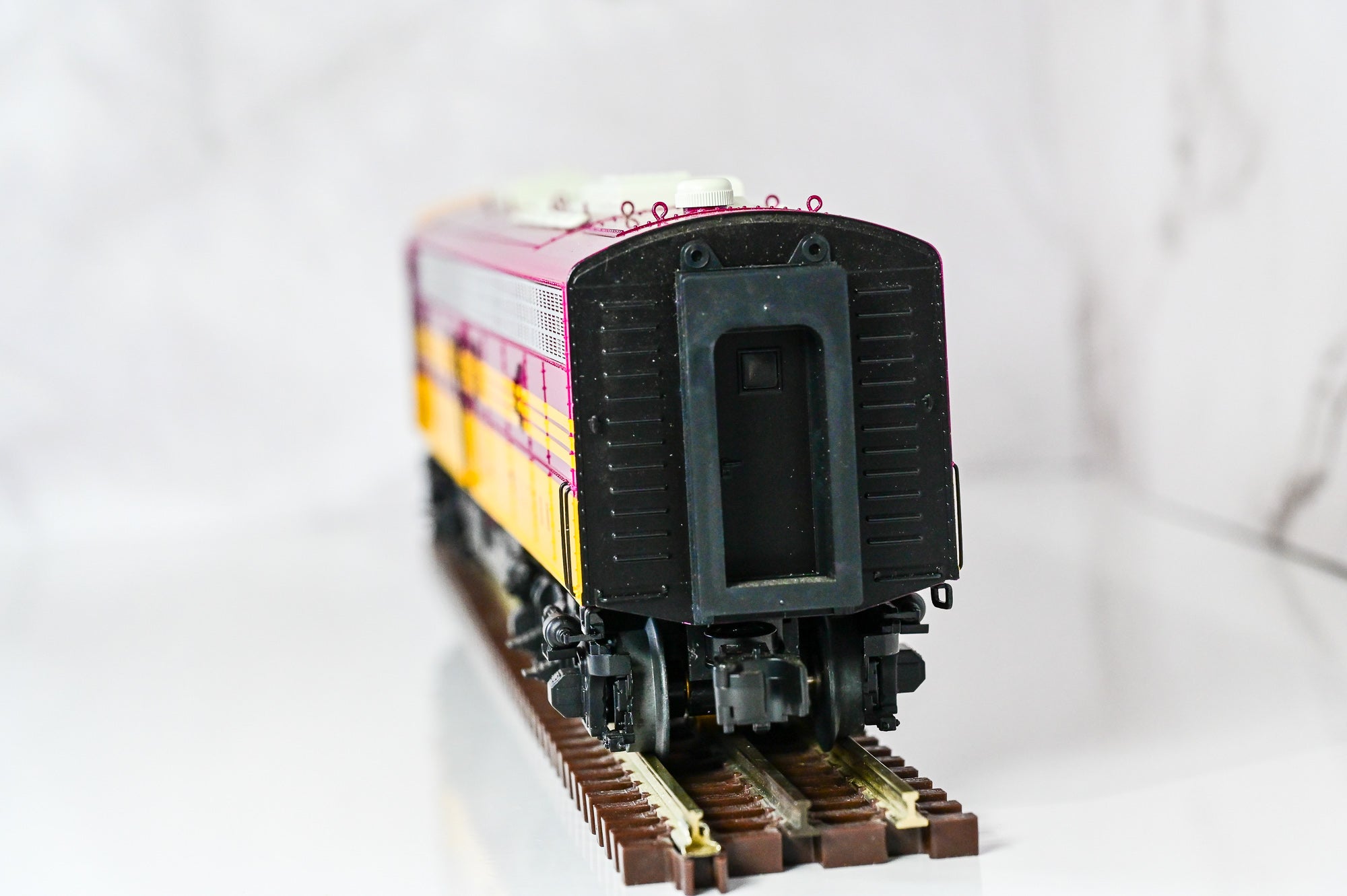 Lionel AC&W LEGACY E8 AA Set | LEGACY | O Scale