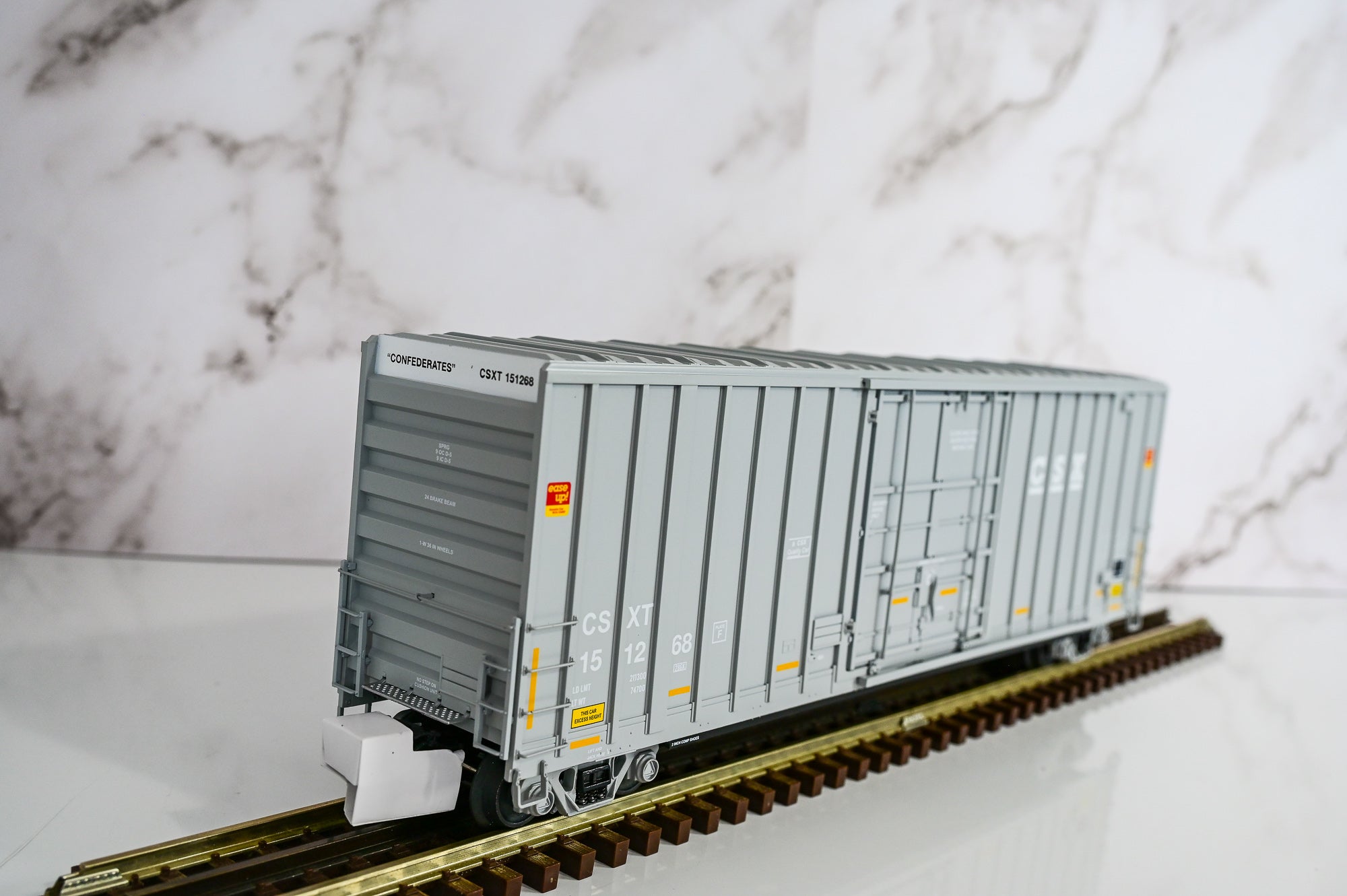 Atlas CSX 50β Gunderson Boxcar | Premier | O Scale