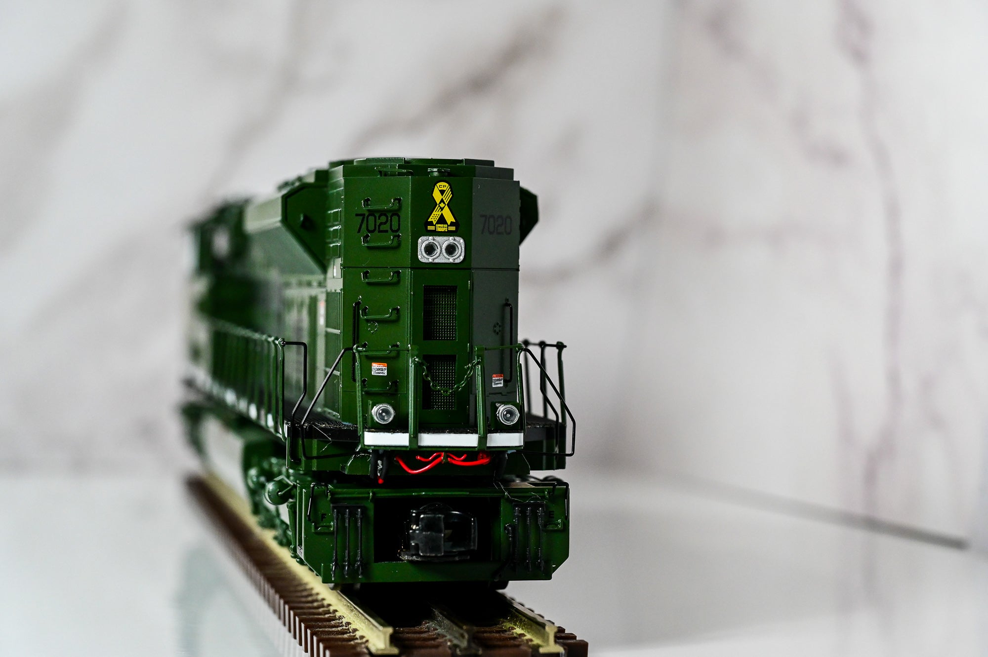 Atlas Canadian Pacific SD70ACe #7029 | Premier | O Scale