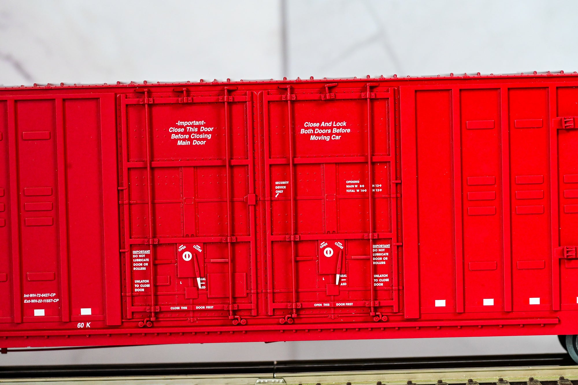 Atlas Canadian Pacific Berwick 60β Hy-Cube Box Car #218274 | Premier | O Scale
