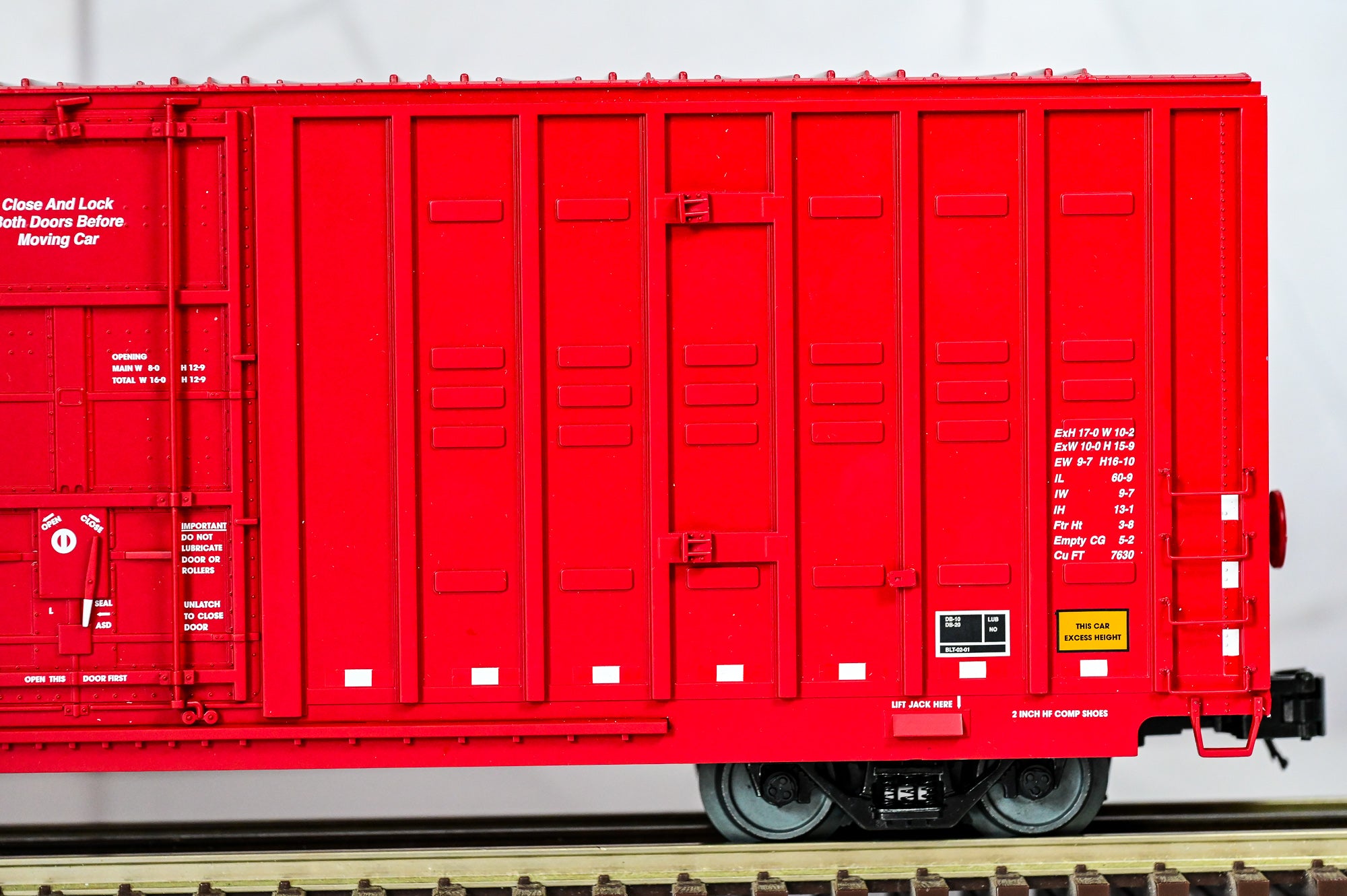 Atlas Canadian Pacific Berwick 60β Hy-Cube Box Car #218274 | Premier | O Scale