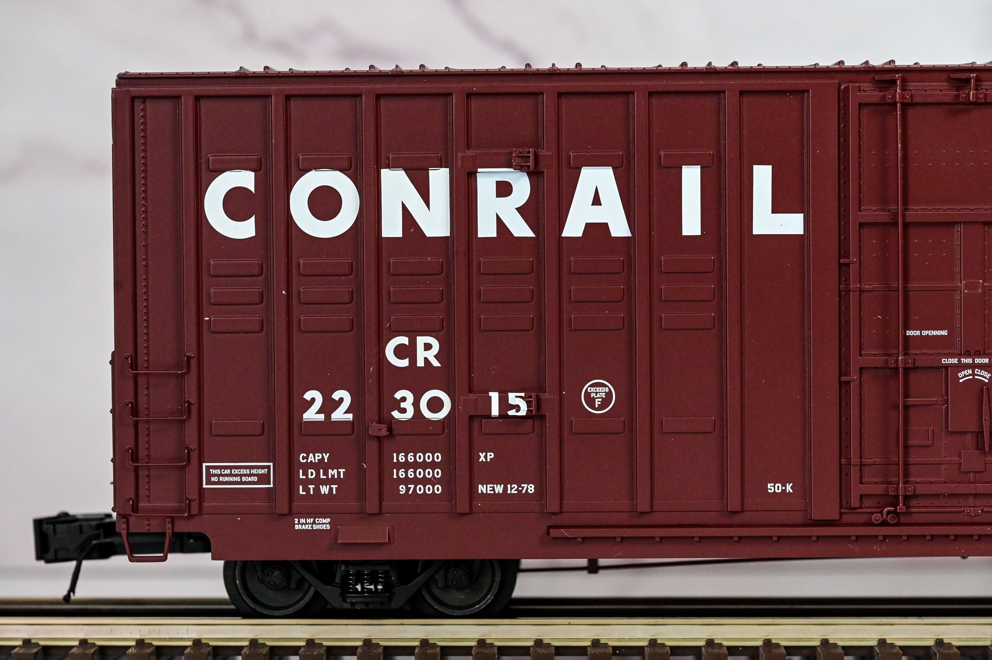 Atlas Conrail Berwick 60β Boxcar #223015 | Premier | O Scale