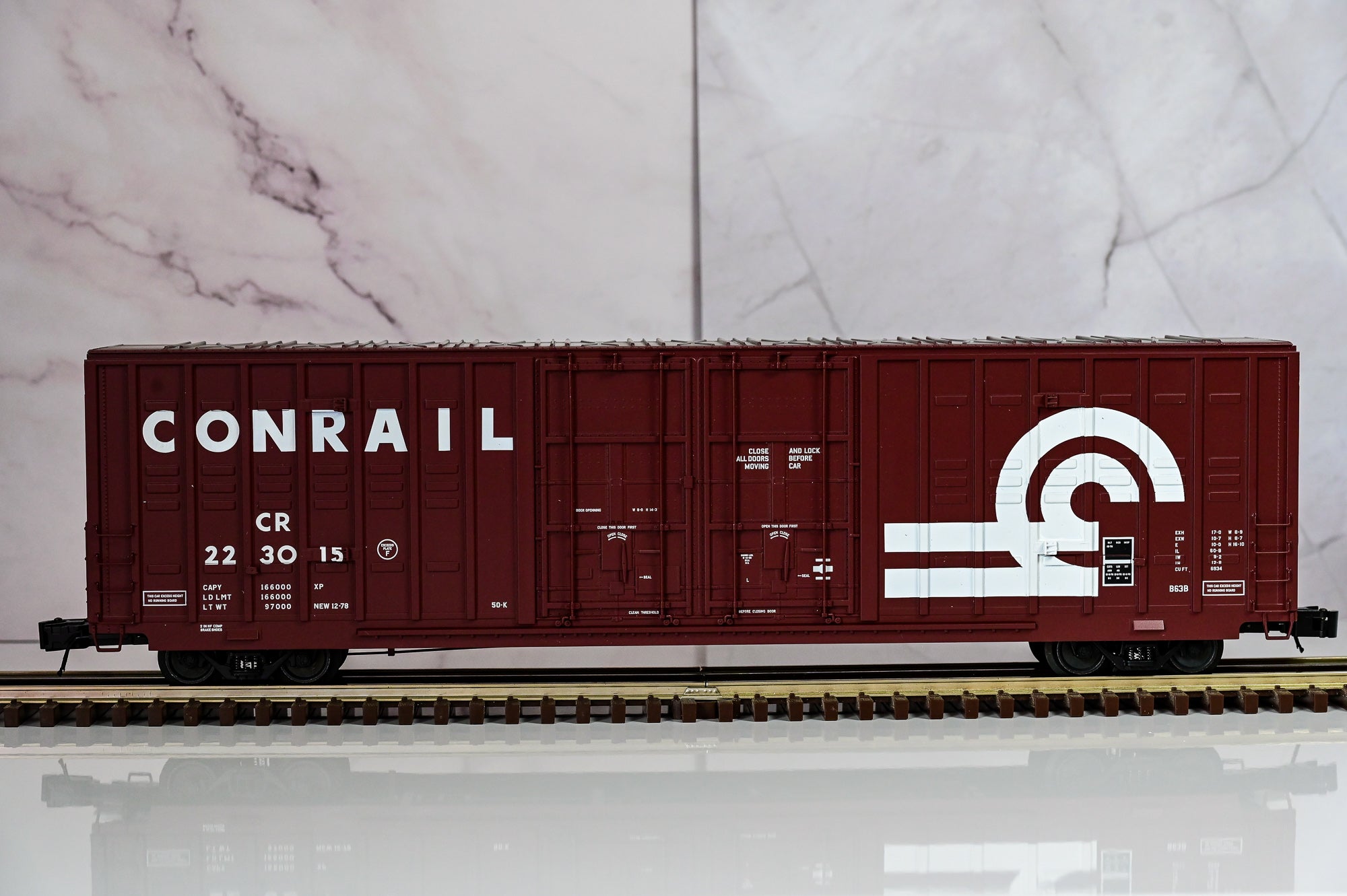 Atlas Conrail Berwick 60β Boxcar #223015 | Premier | O Scale