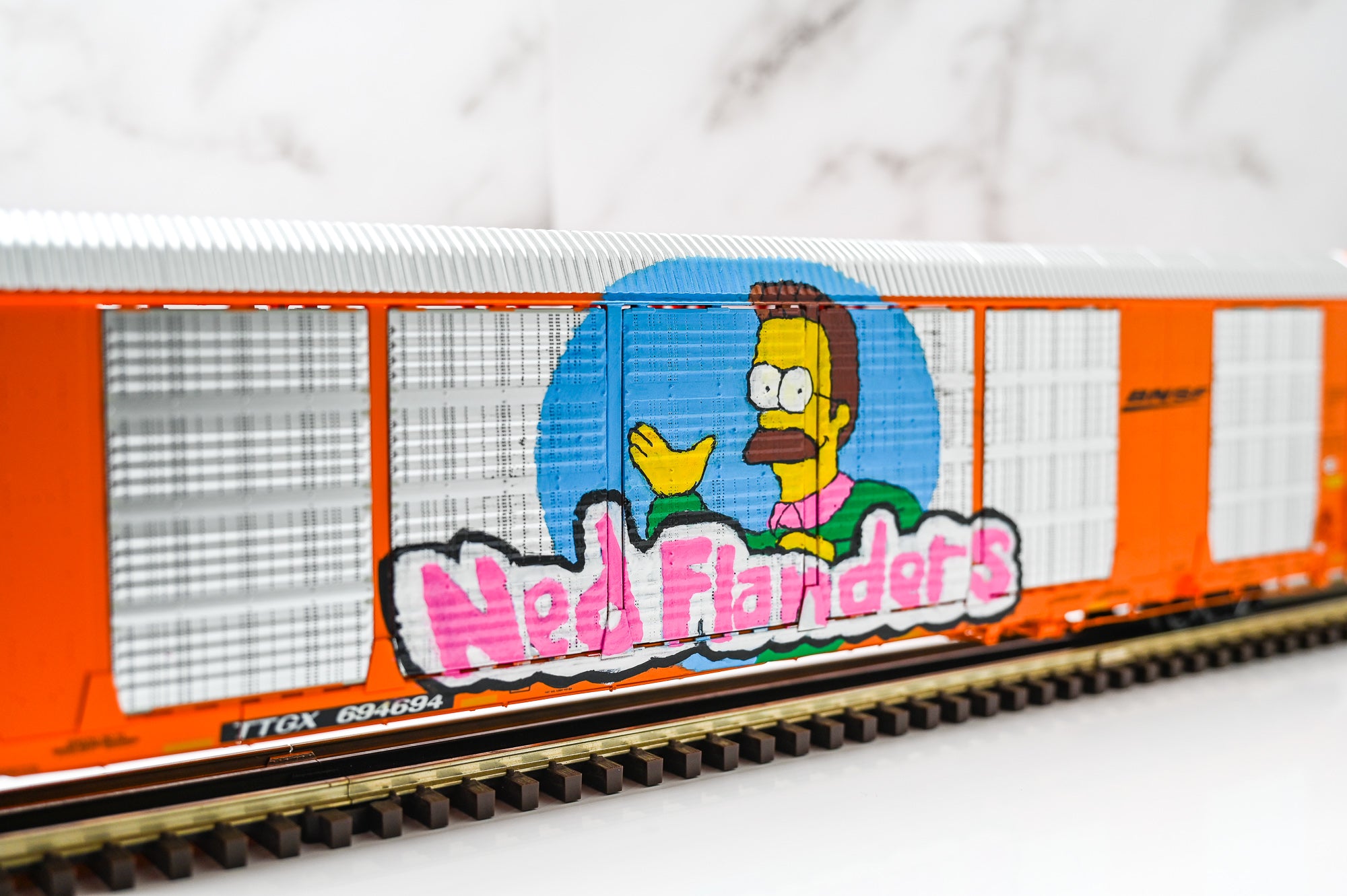 Custom Graffiti Atlas Gunderson MultiβMax Auto Rack | Ned Flanders | O Scale