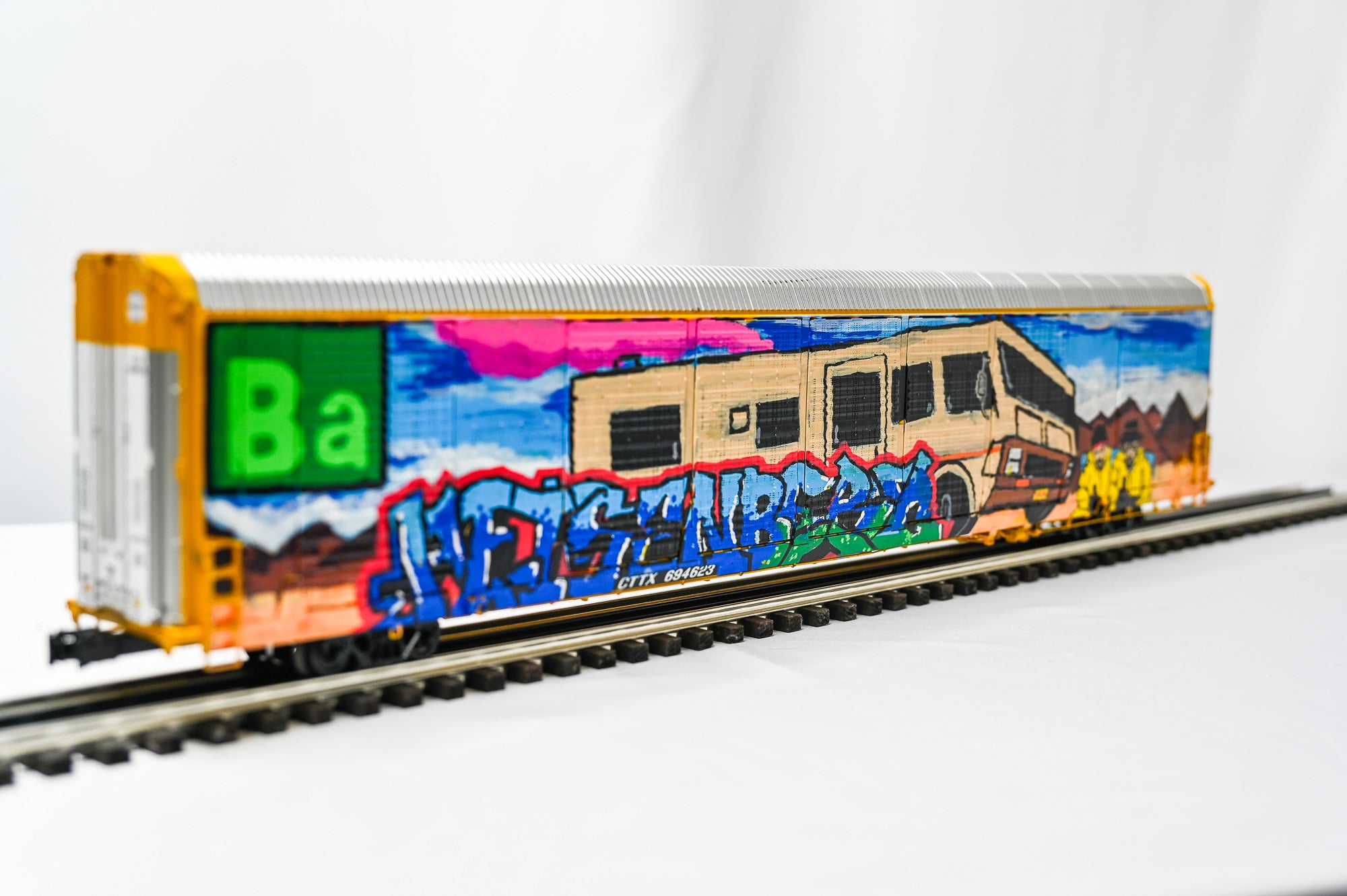 Custom Graffiti Atlas Gunderson MultiβMax Auto Rack | Heisenberg | O Scale