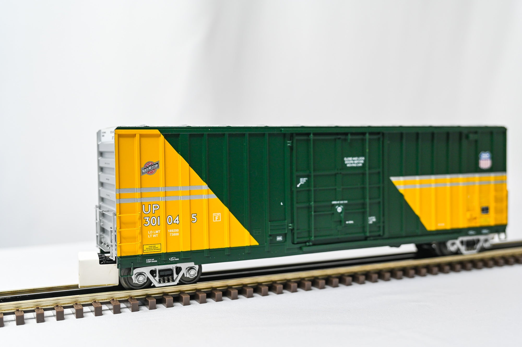 MTH Chicago Northwestern 50 Foot High Cube Boxcar 6 Car Set | O Scale