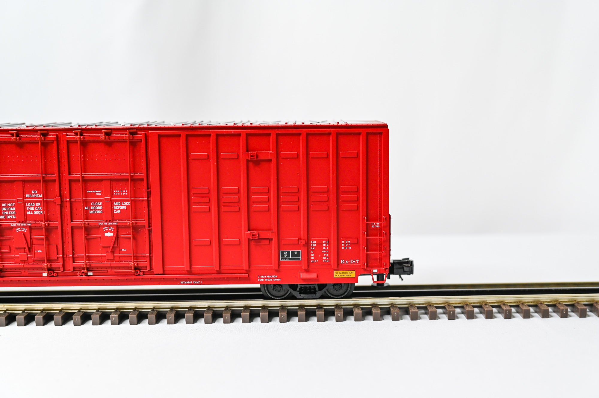 Atlas Santa Fe 60 Foot Berwick Hy Cube Boxcar 37566 | O Scale