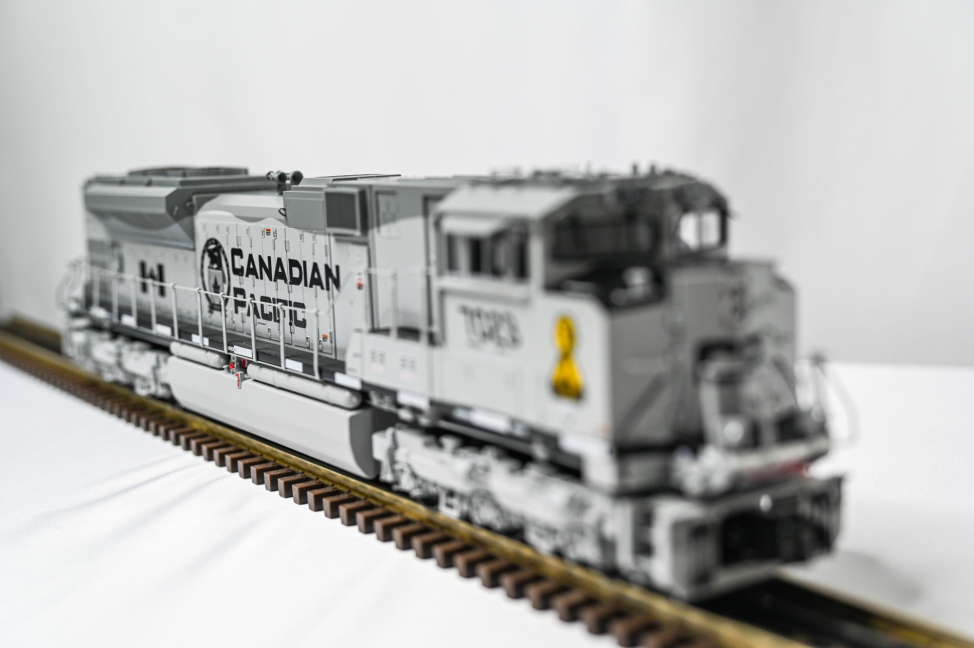 Atlas Canadian Pacific SD70ACe Air Force Military Pride 7023 | O Scale