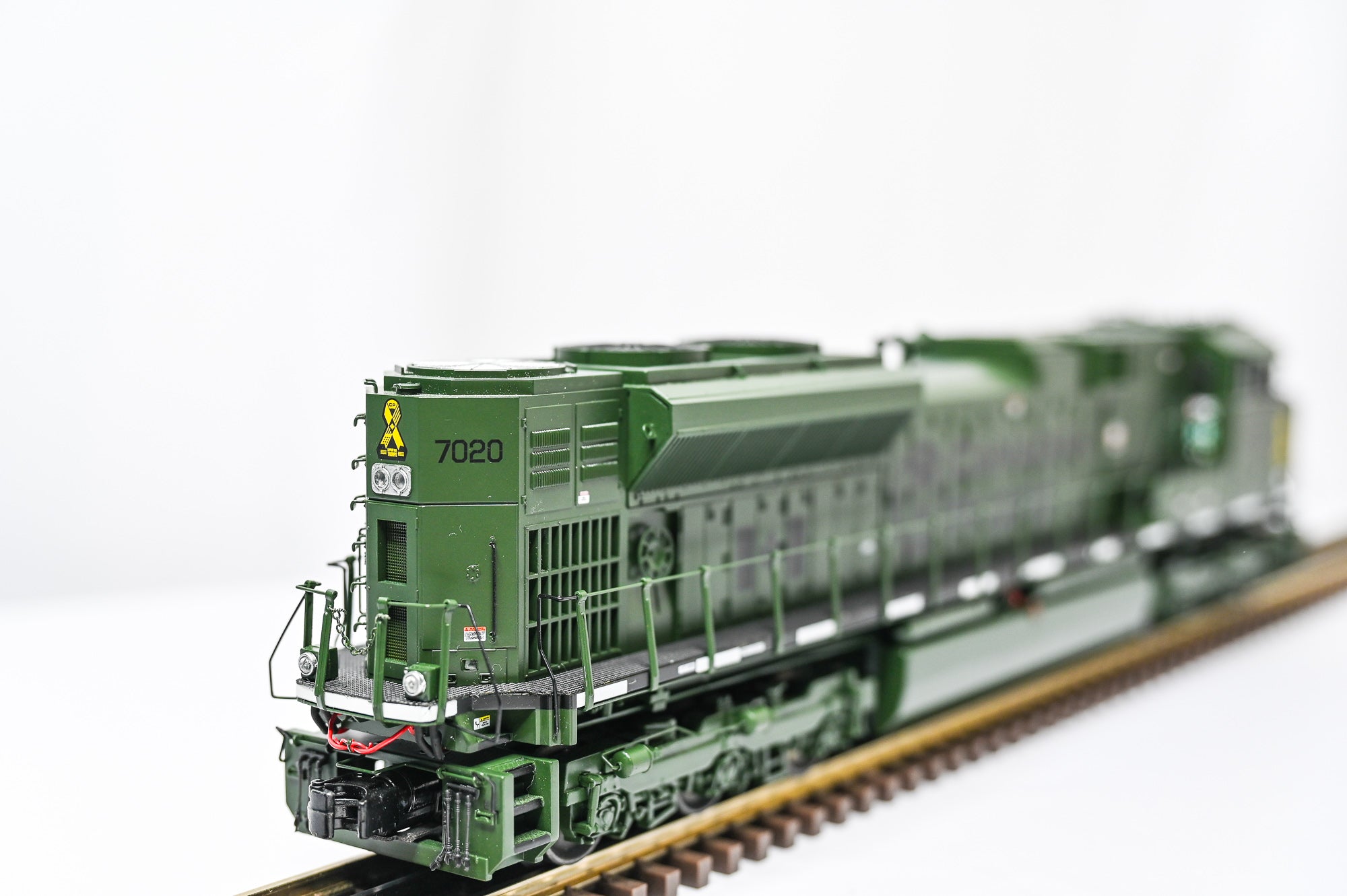 Atlas Canadian Pacific SD70ACe Army Green Military Pride 7020 | O Scale