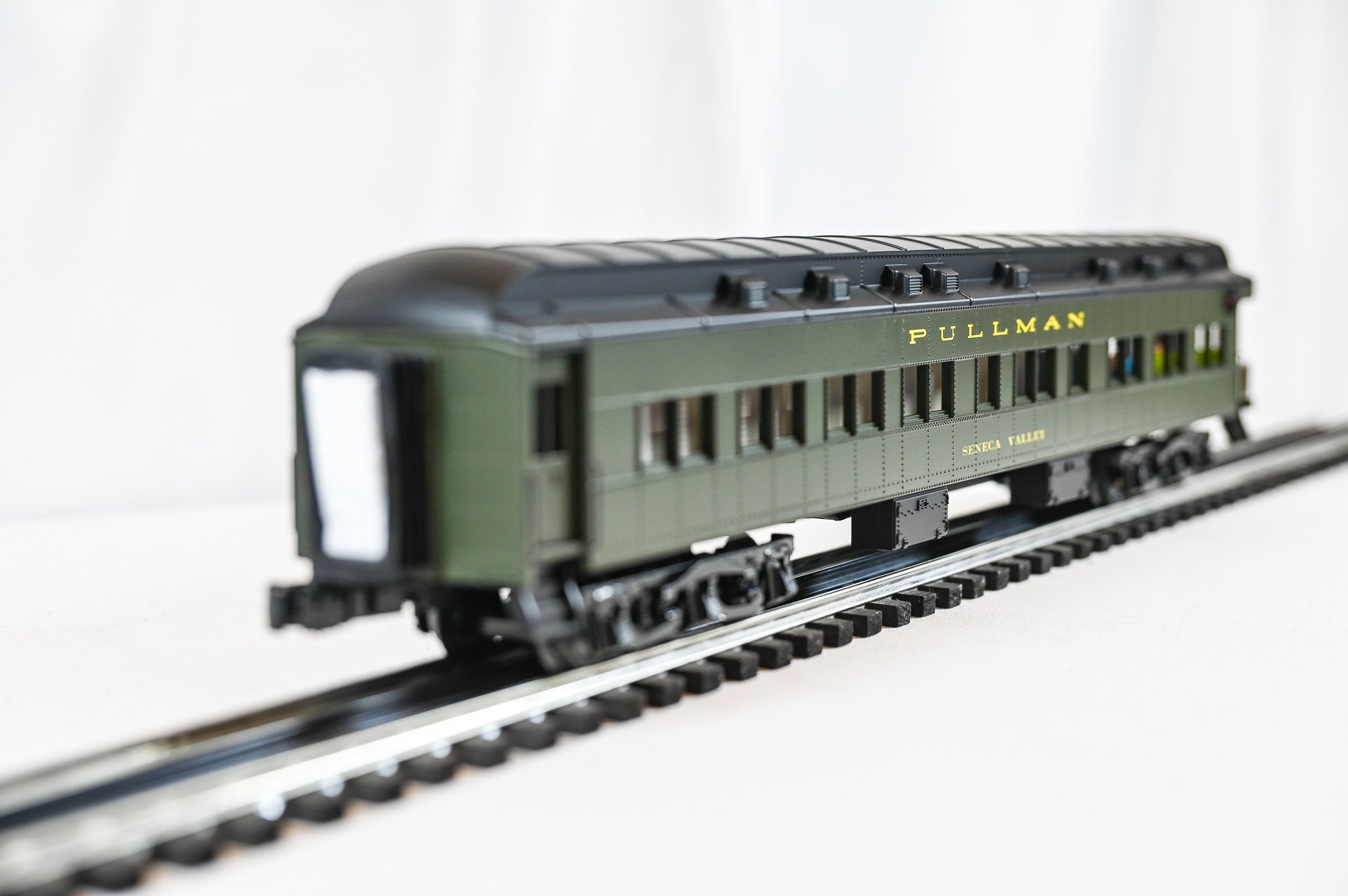 Lionel NY Central 20th Century Limited 18" 2 Pack Passenger Car SET | O Scale
