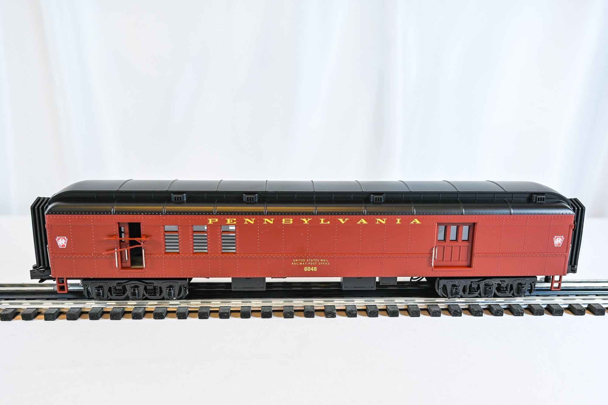 MTH Pennsylvania 4 Car 60 Madison Passenger Set | RailKing | O Scale