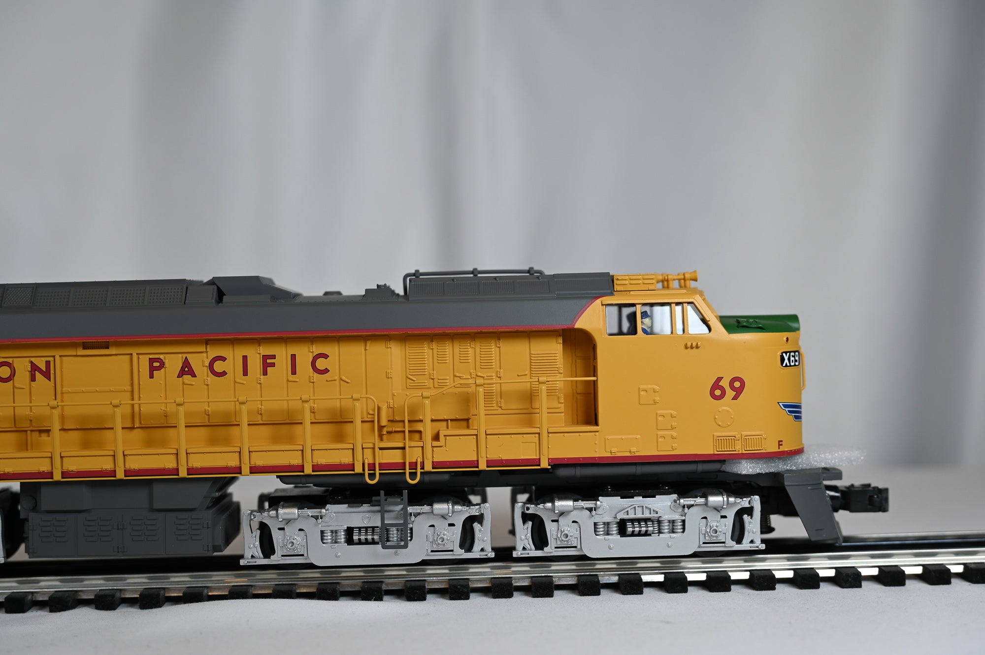Lionel Union Pacific Veranda Turbine #69 | LEGACY | O Scale