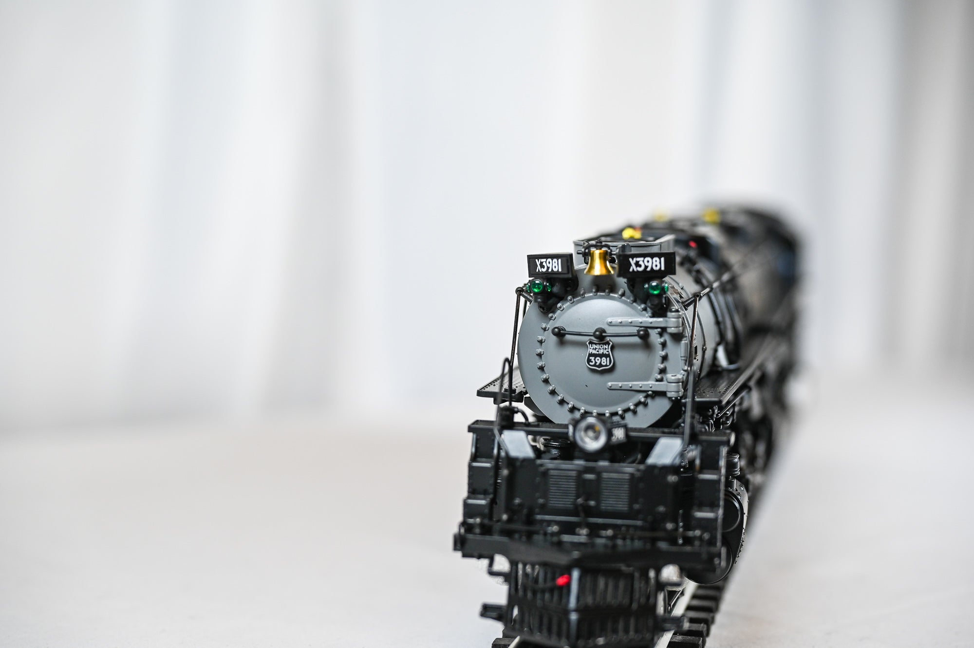 Lionel Union Pacific Challenger #3981 | Vision Line | O Scale