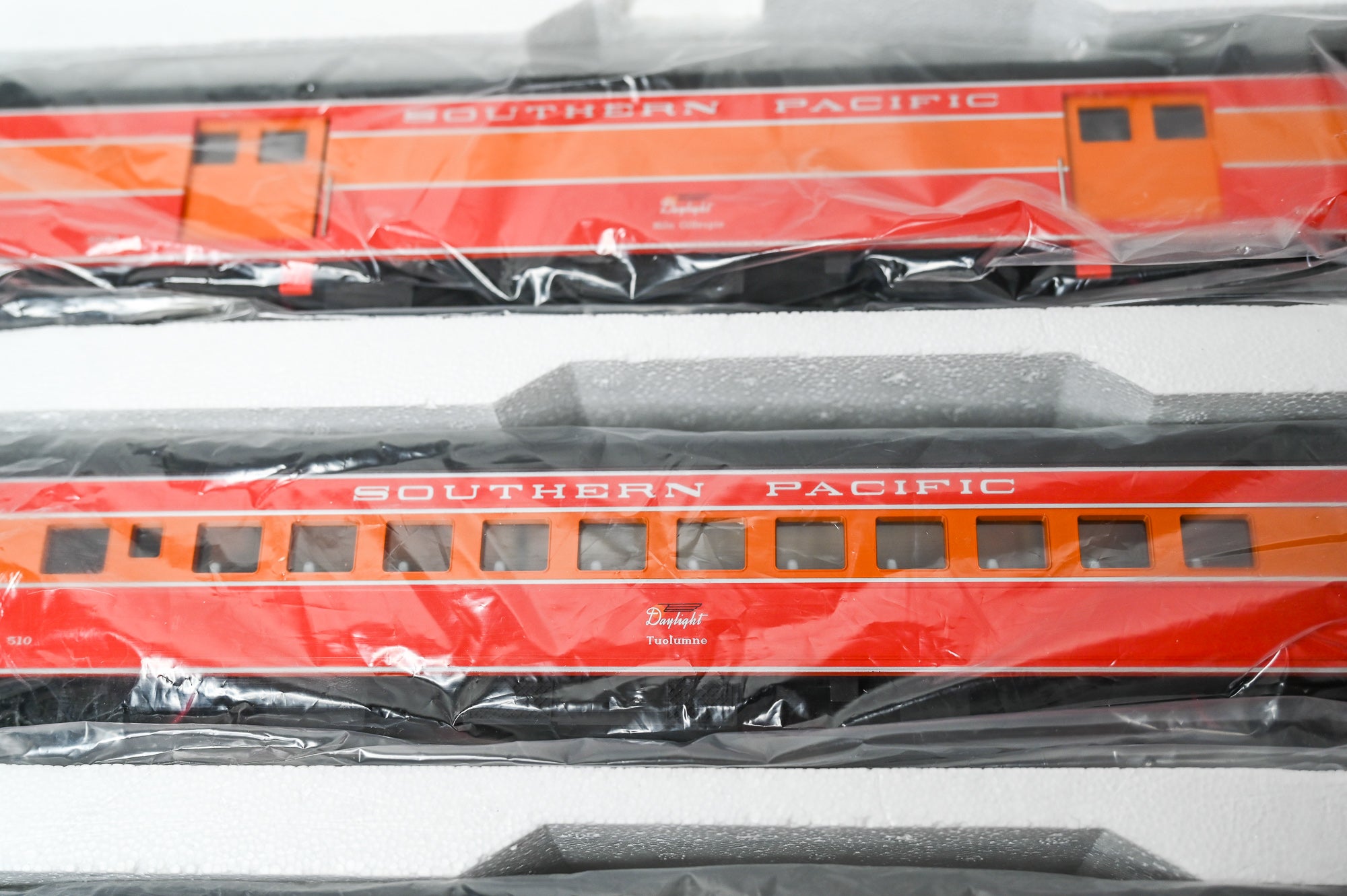MTH Southern Pacific 5-Car 70β ABS Streamlined Passenger Set #20-6523 | O Scale
