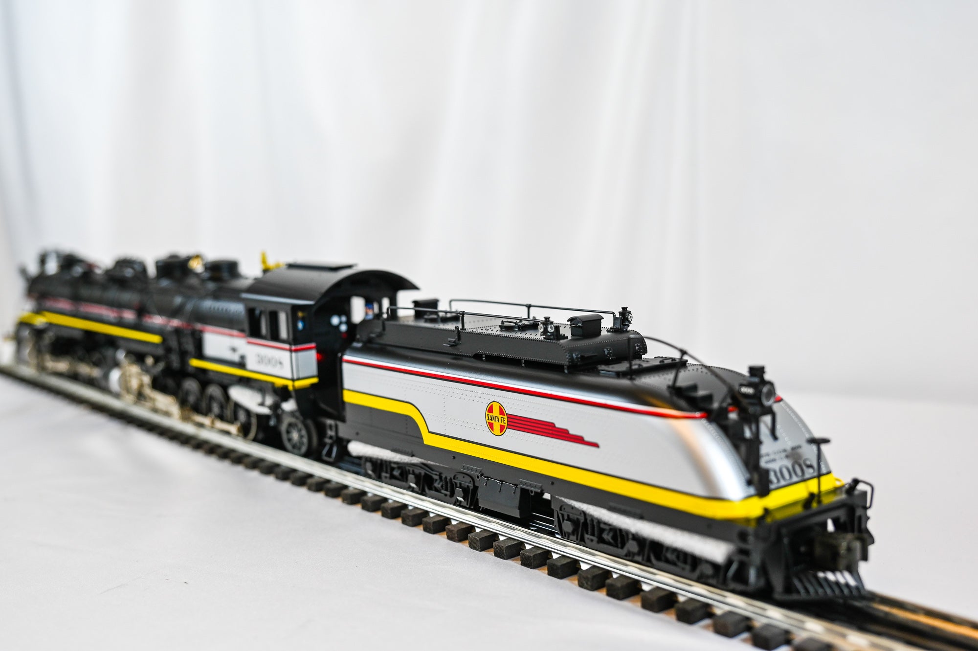 Lionel Santa Fe 2-10-10-2 Steam Locomotive #3008 | Legacy | O Scale