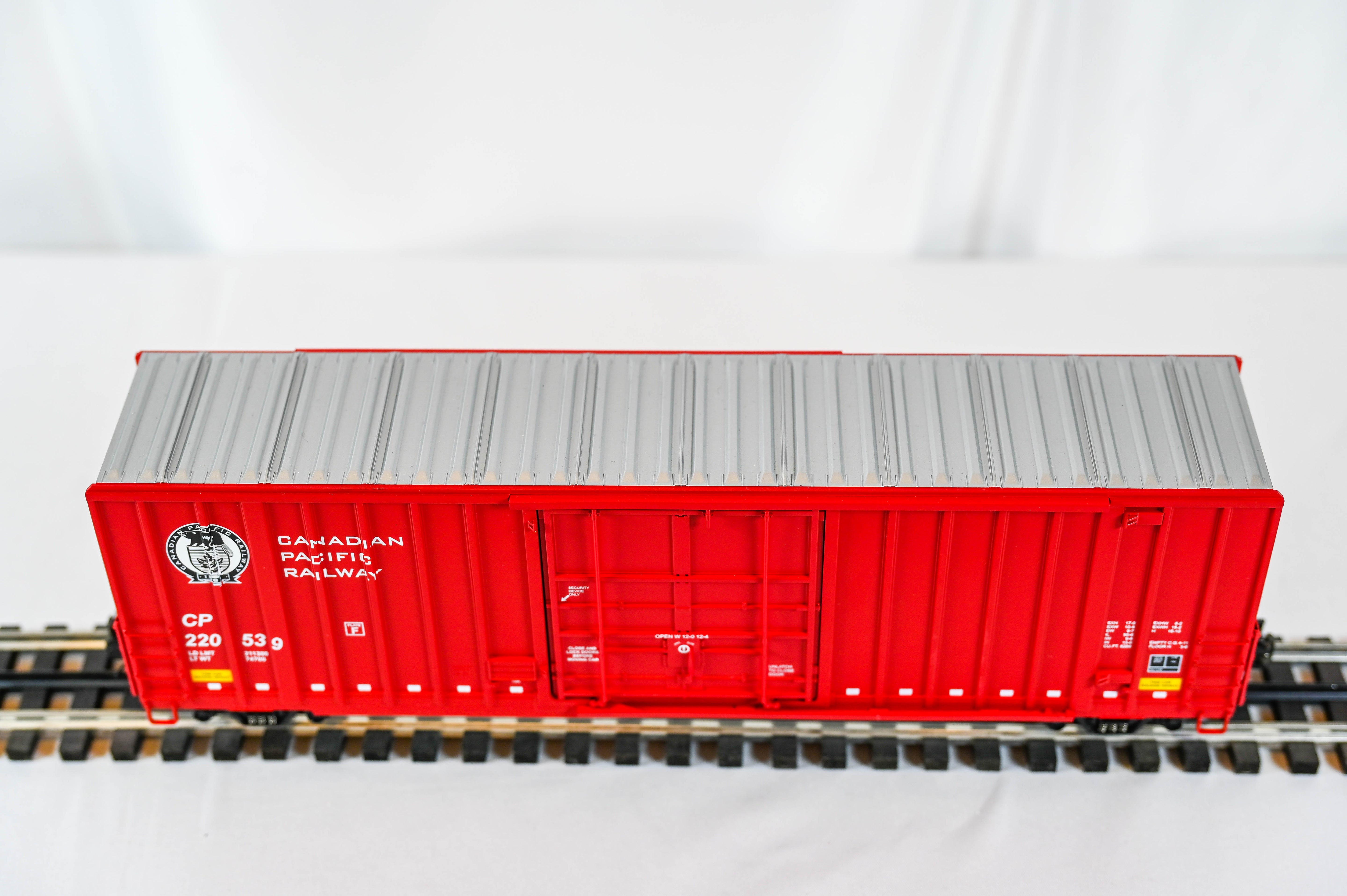 MTH Premier 50’ High Cube Box Car Canadian Pacific Car G | O Scale