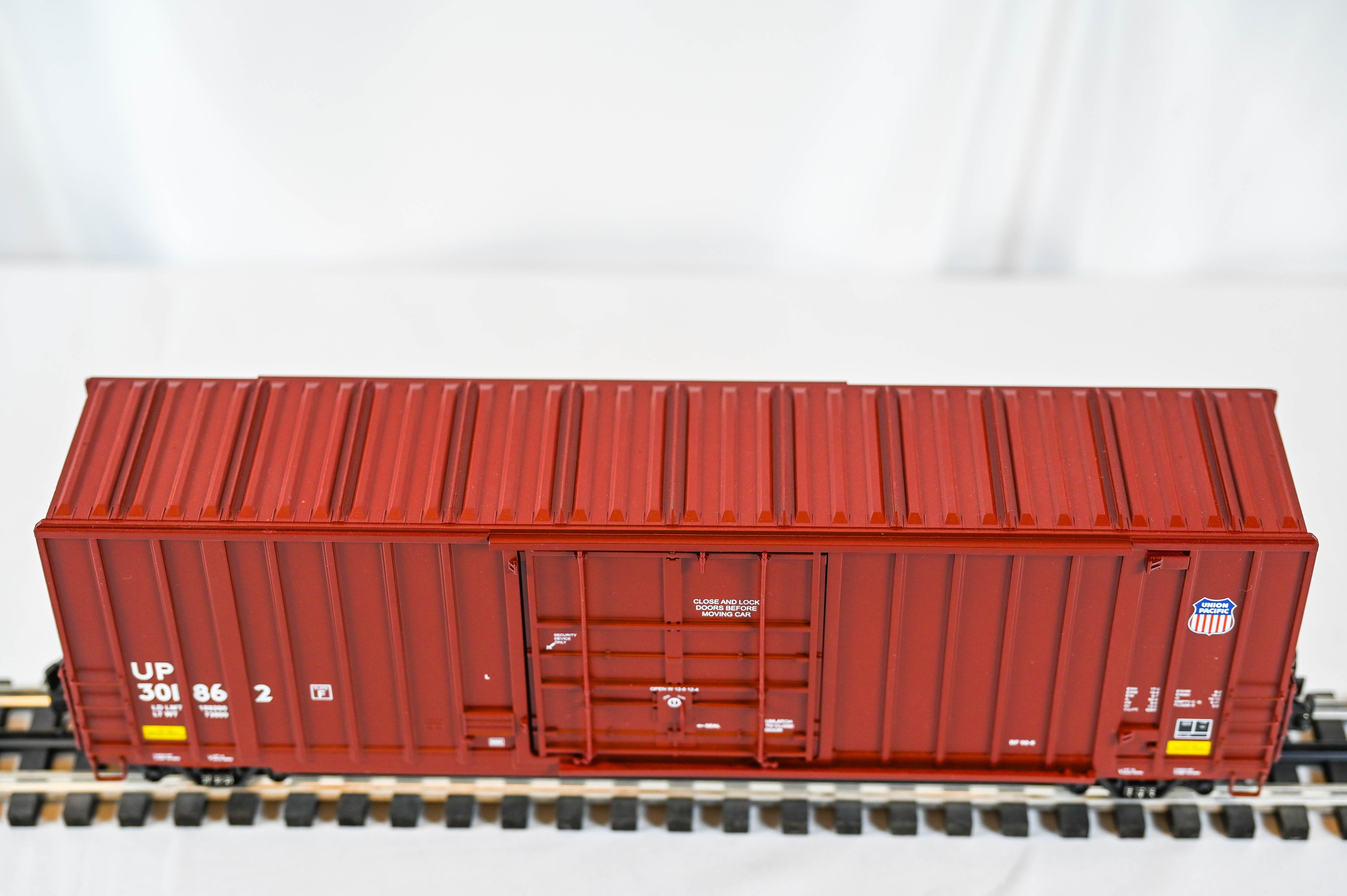 MTH Premier 50’ High Cube Box Car Union Pacific Heritage #301862 | O Scale