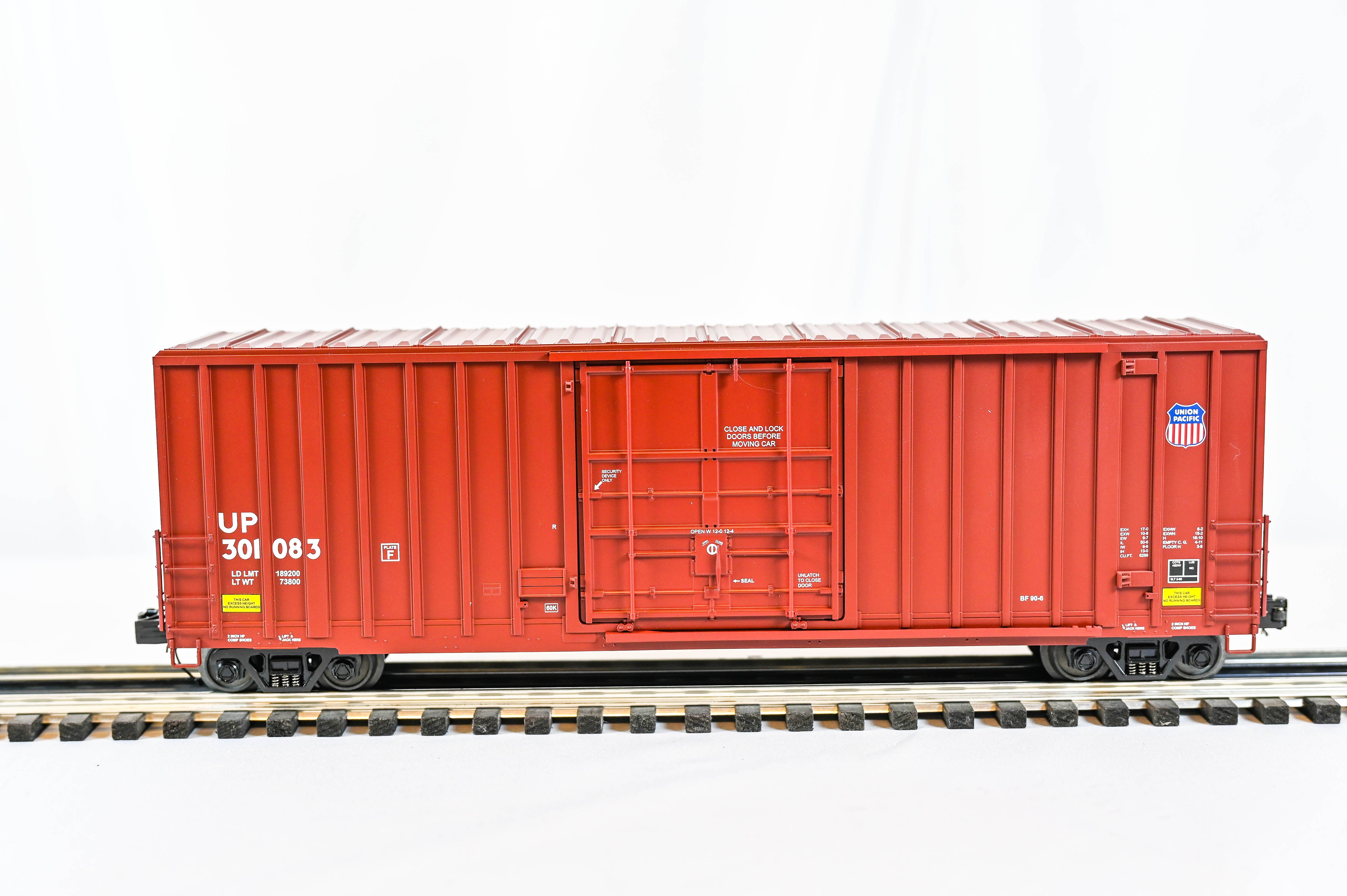 MTH Premier 50’ High Cube Box Car Union Pacific #301083 | O Scale