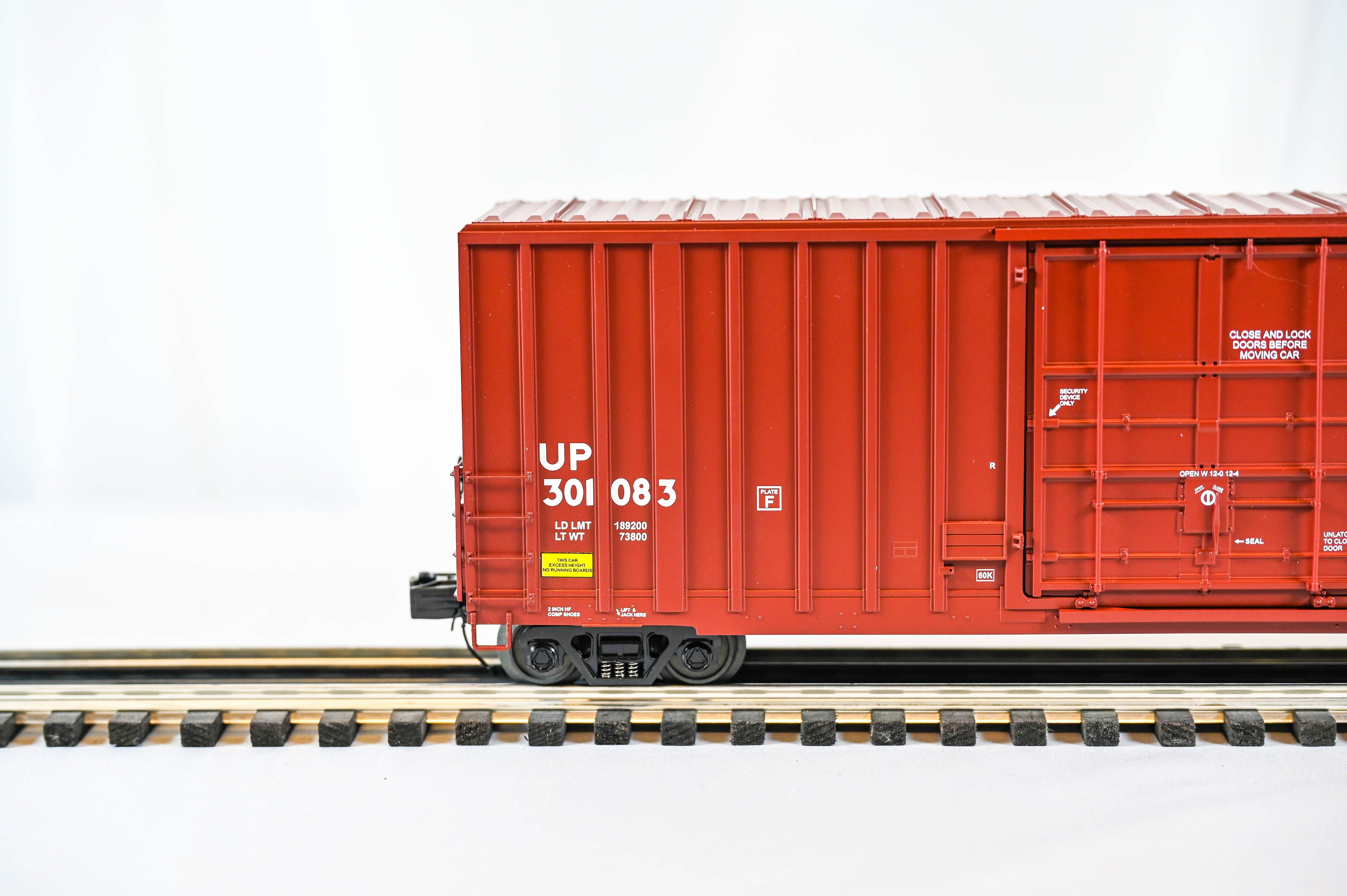 MTH Premier 50’ High Cube Box Car Union Pacific #301083 | O Scale