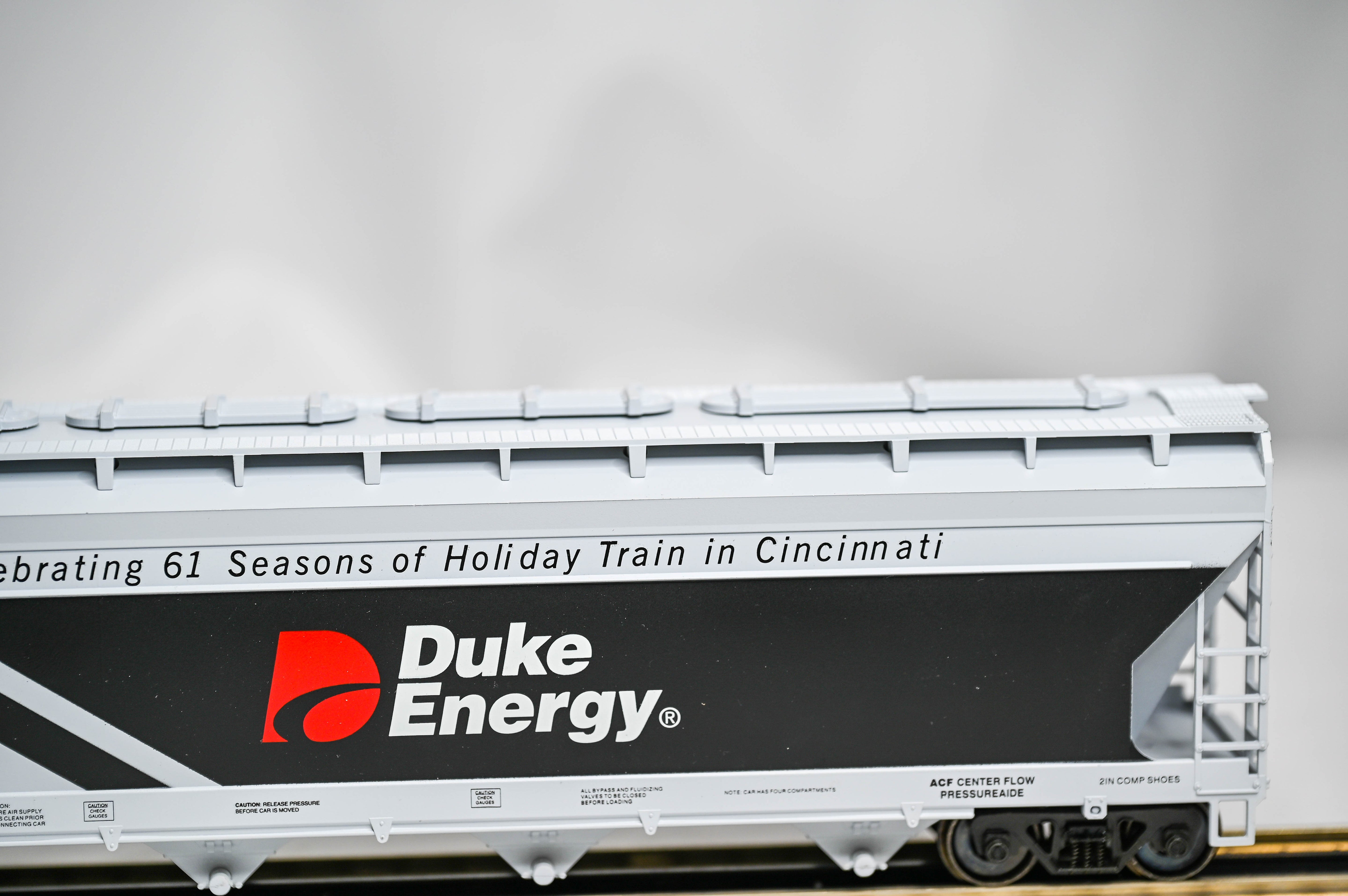 Weaver Duke Energy 4-Bay Centerflow Hopper Limited Edition #79 of 400 | 2-Rail | O Scale