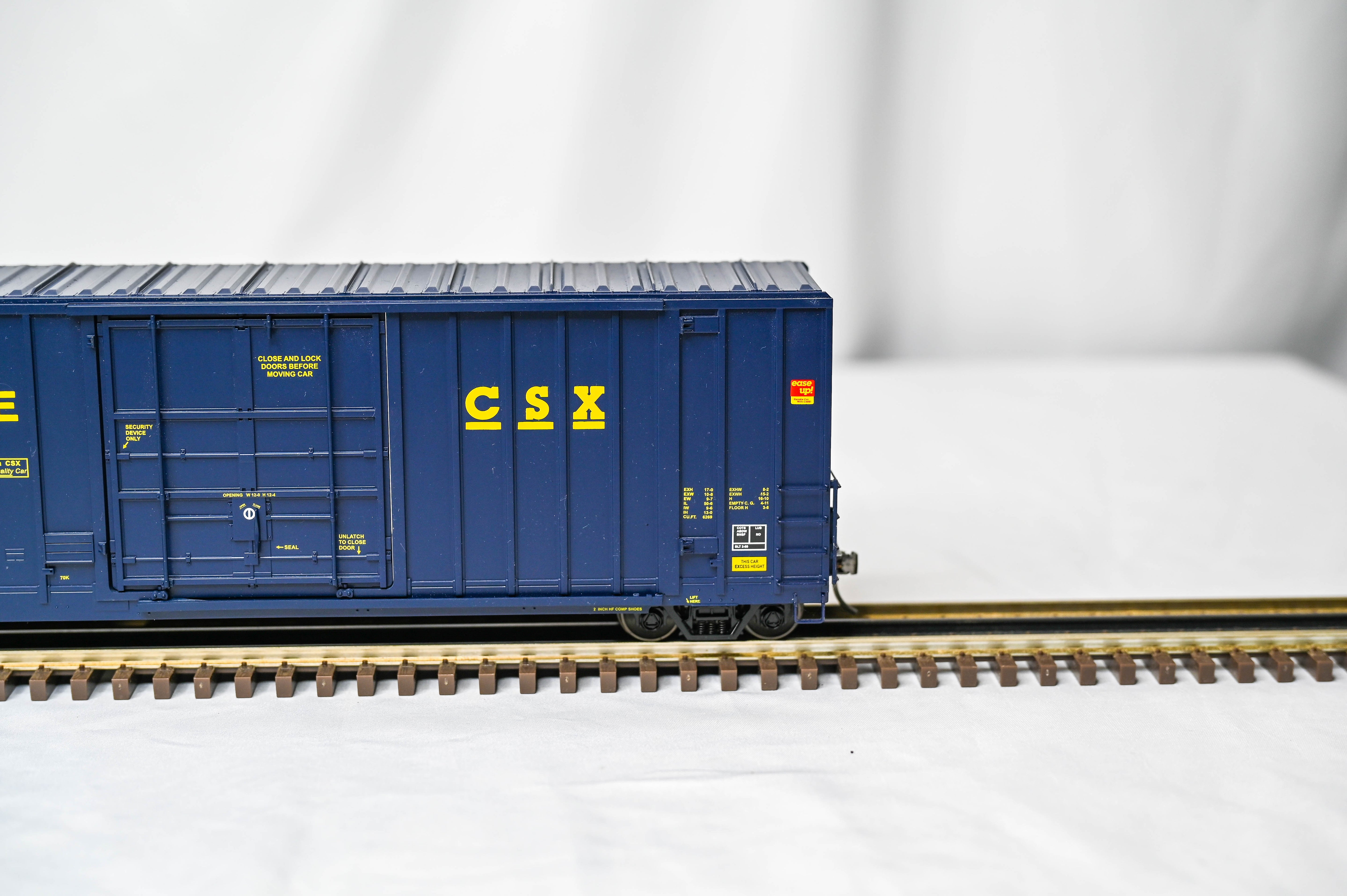 MTH Premier CSX 50' High Cube Box Car #151242 | O Scale | 20-93415