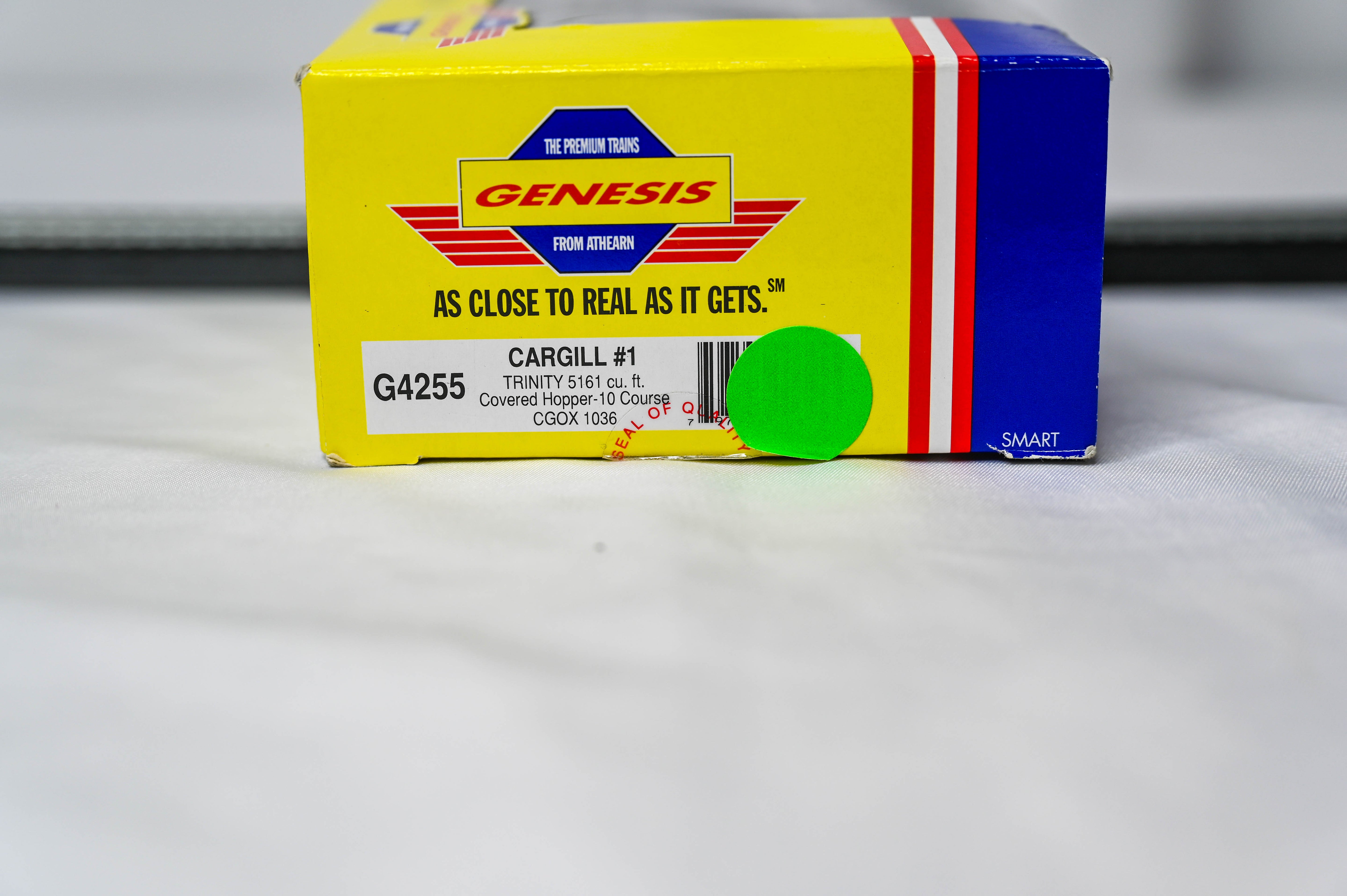 Athearn Cargill #1 Trinity 5161 cu. ft. Covered Hopper - 10 Course #CGOX 1036 | HO Scale | G4255