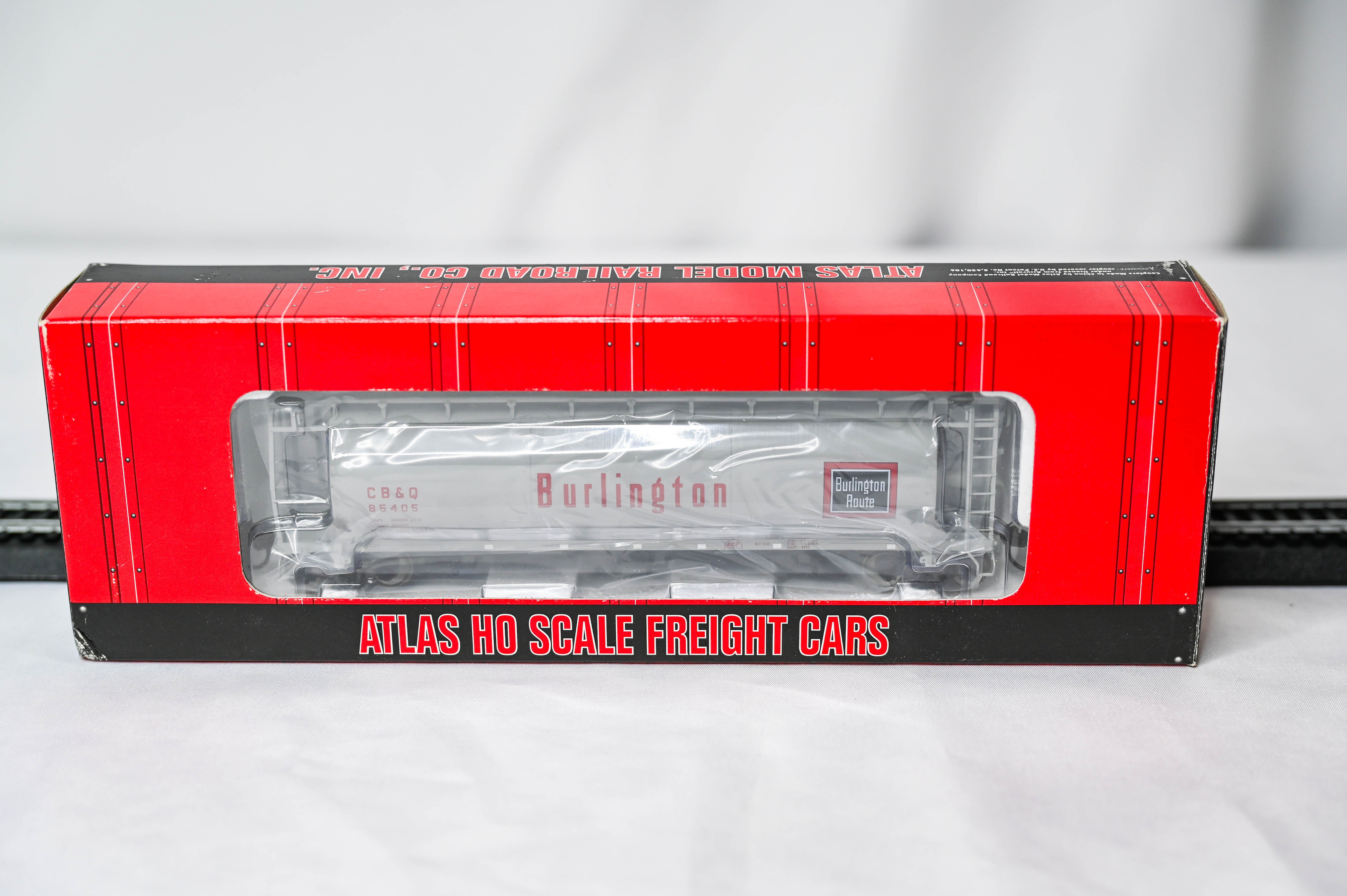 Atlas Burlington (CB&Q) ACF 3-Bay Cylindrical Hopper #85405 | HO Scale | 1932-5