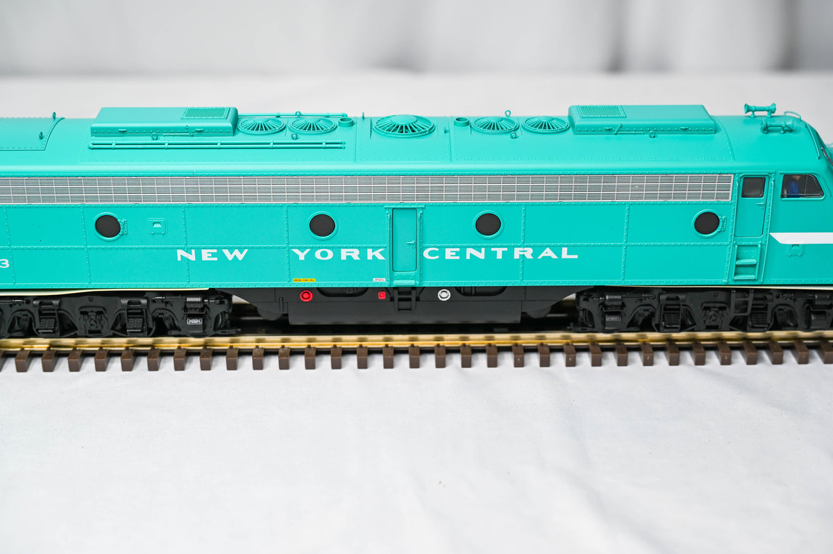 Lionel New York Central LEGACY E8 AA #4053-4083 | O Gauge | 2333340