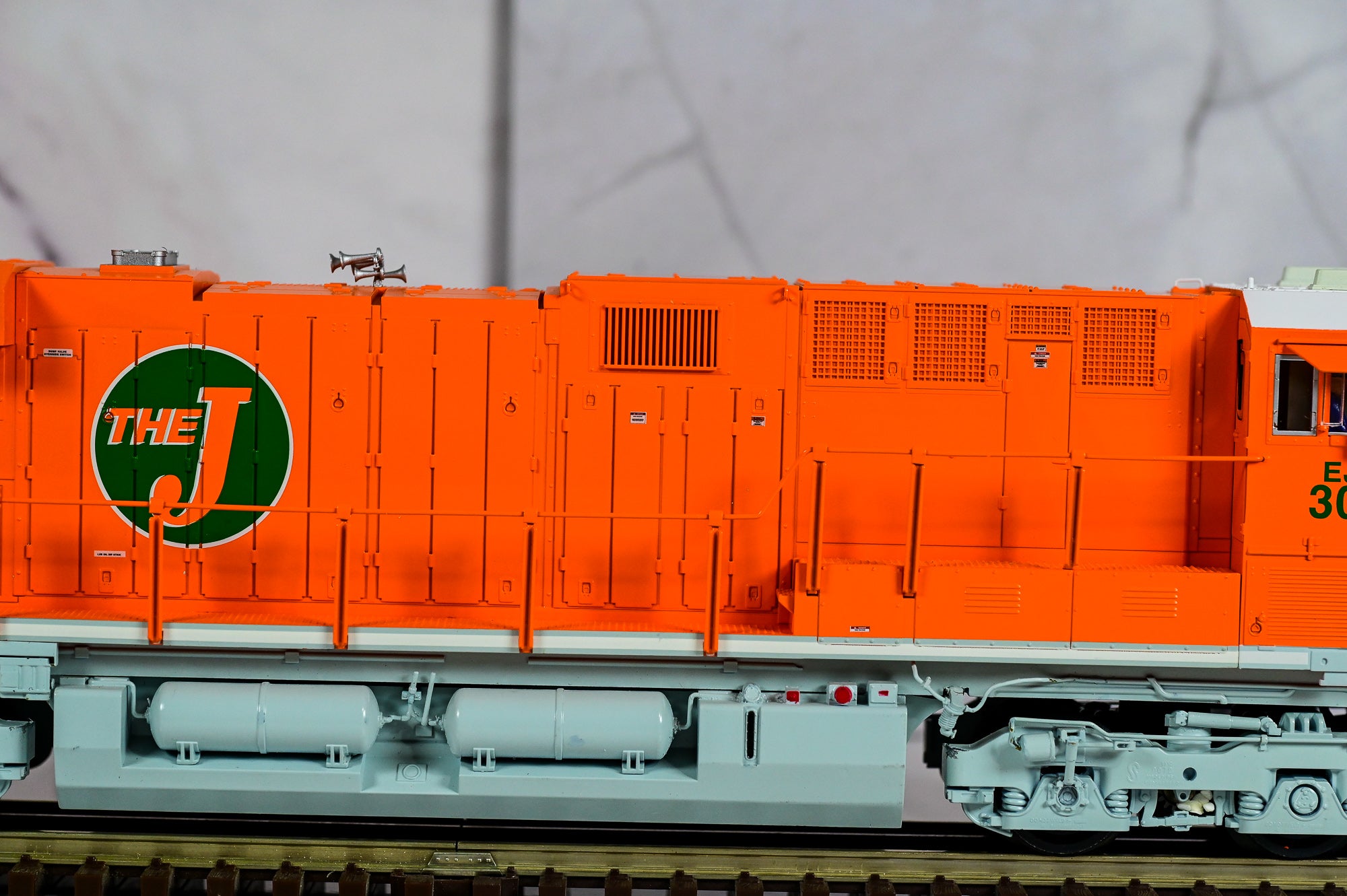 Lionel EJ&E Heritage ES44AC Diesel Locomotive #3023 | LEGACY | O Scale