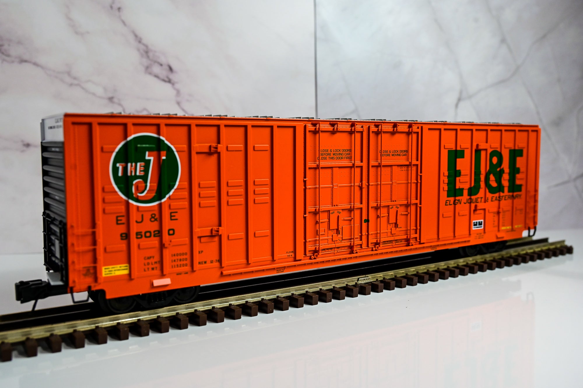 Atlas Elgin Joliet & Eastern Berwick 60β Hy-Cube Box Car #95020 | Premier | O Scale