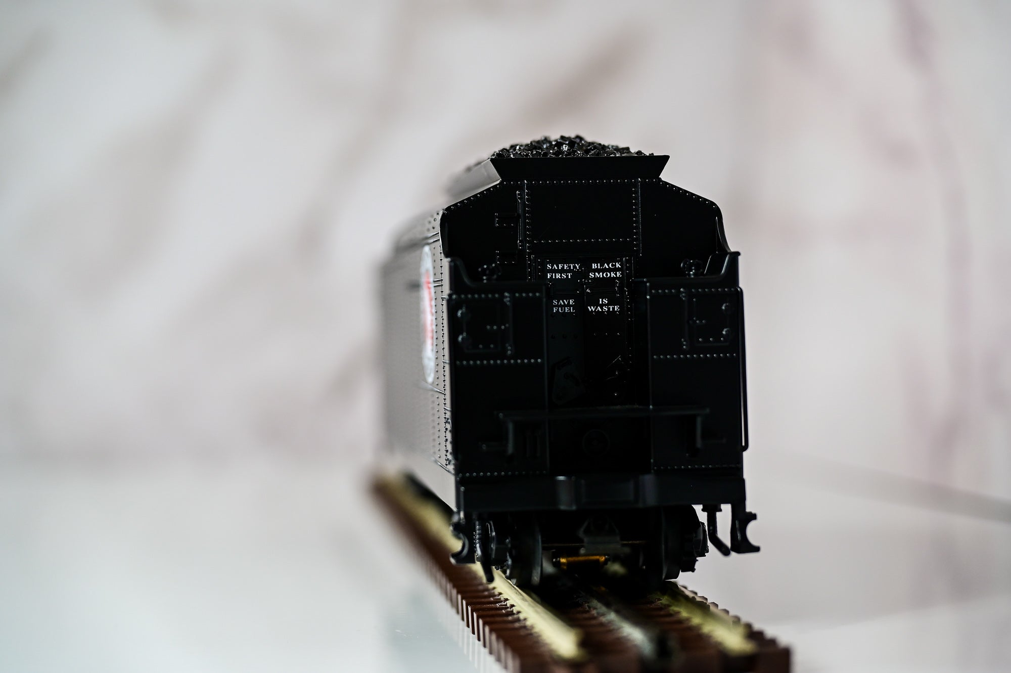 Great Northern LEGACY Y6B Steam Locomotive #2060 | Legacy | O Scale