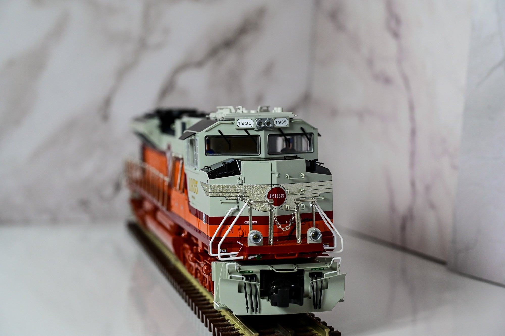 Lionel METCA SD70ACe Diesel Locomotive #2501090 | Legacy | O Scale
