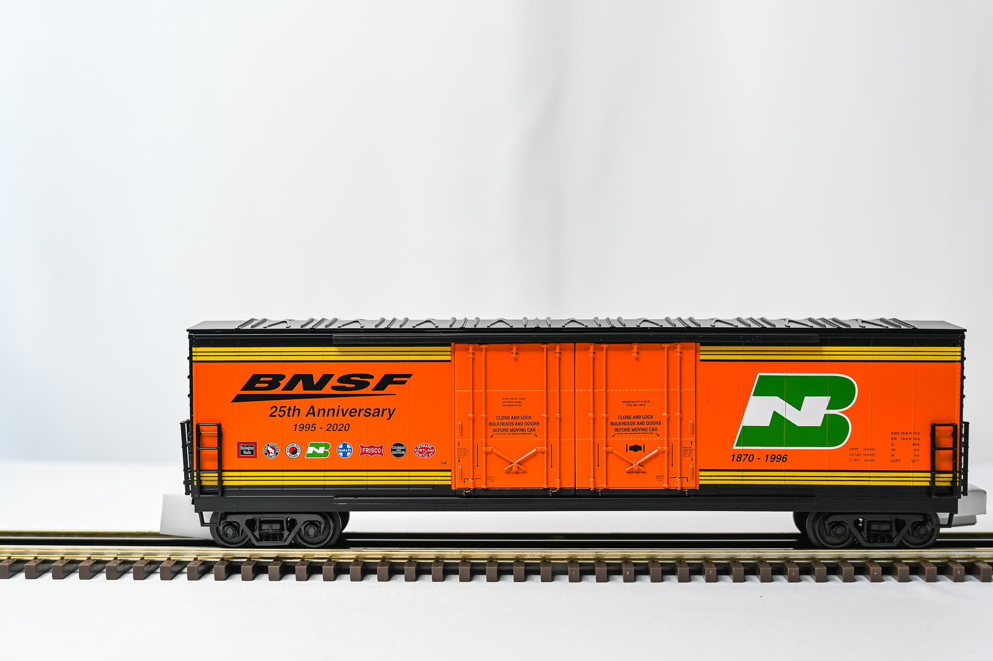 MTH BNSF 50’ Double Door Plugged Boxcar – 8 Car Set |O Scale|