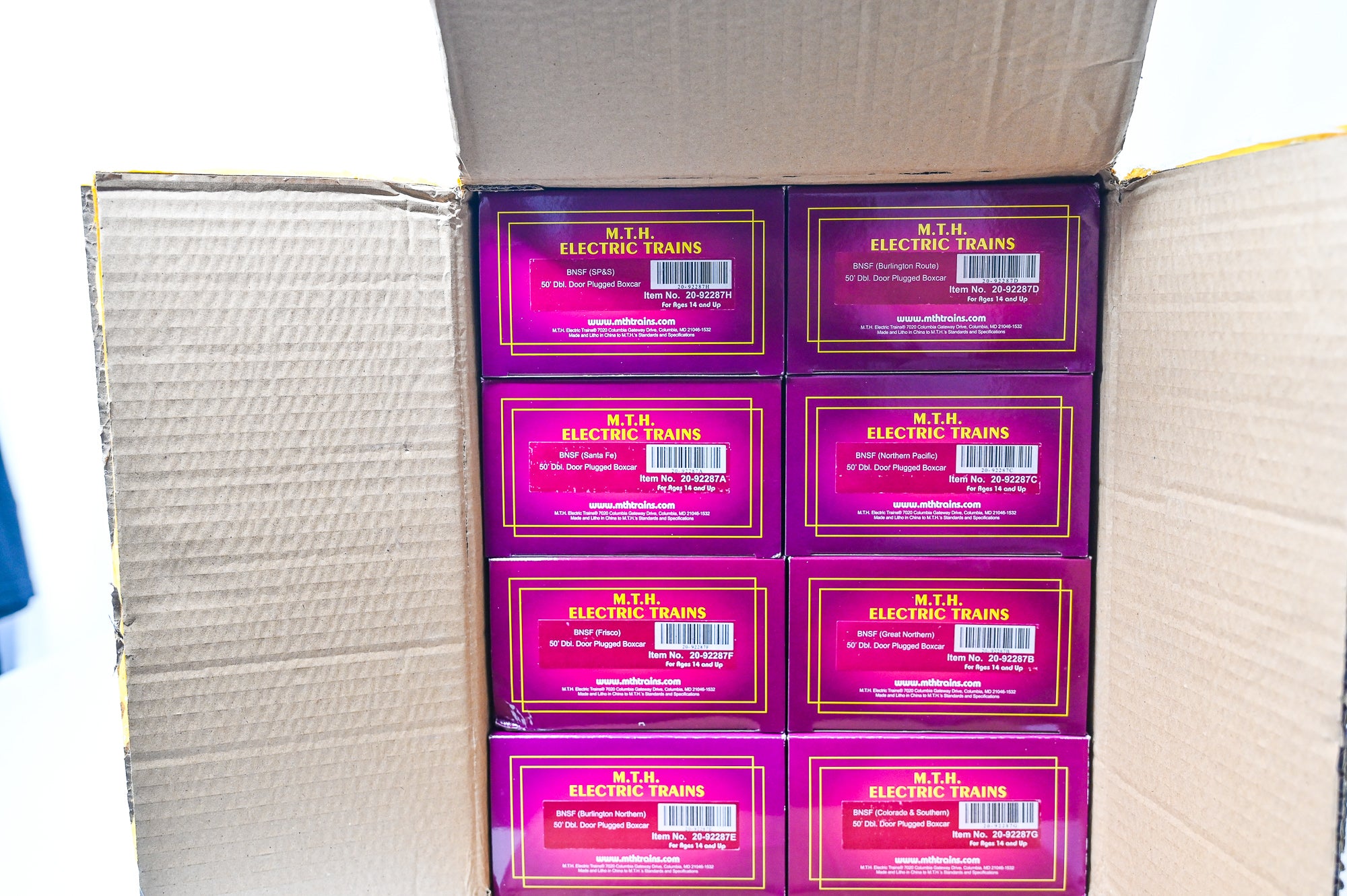 MTH BNSF 50β Double Door Plugged Boxcar β 8 Car Set |O Scale|