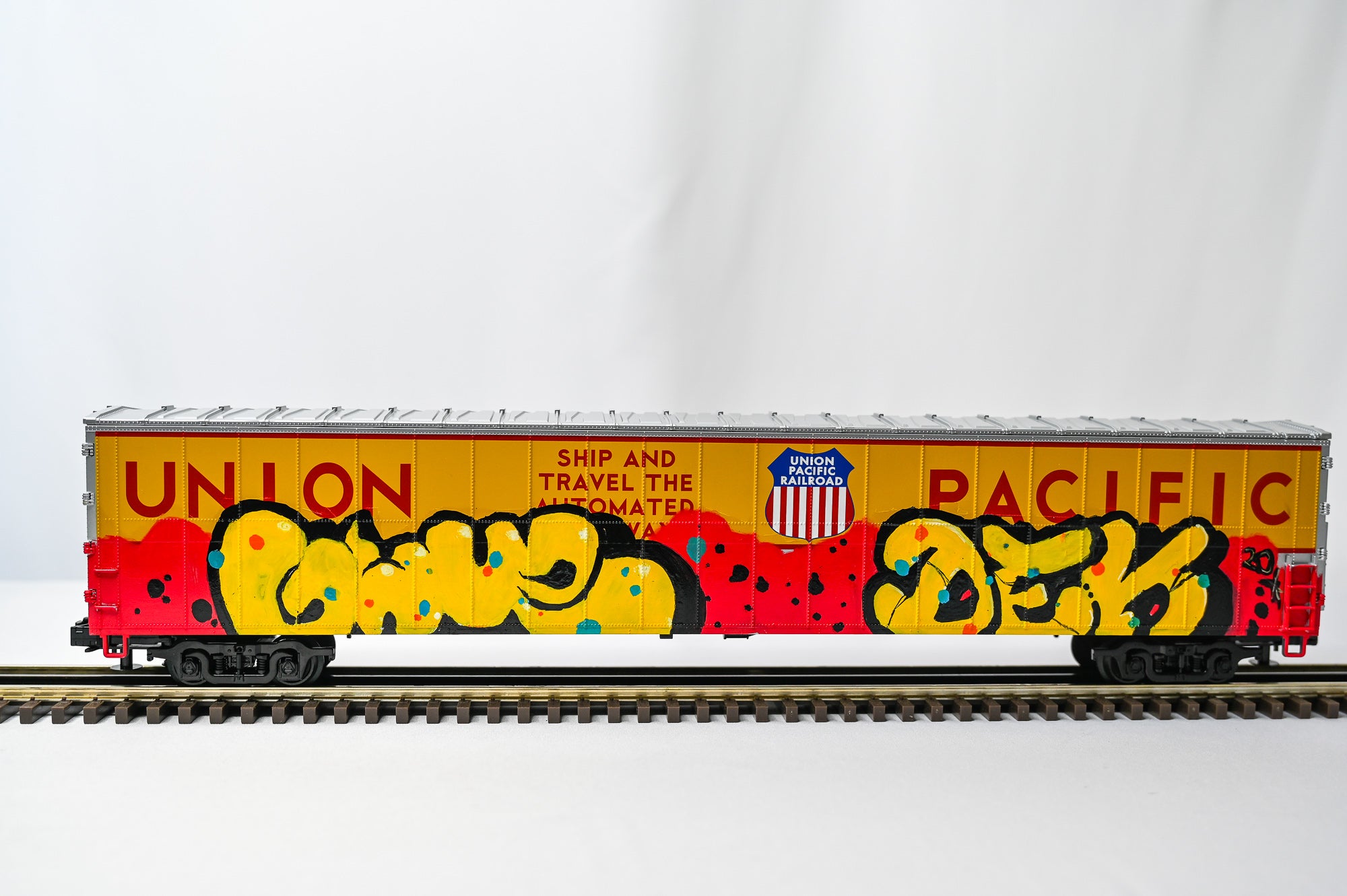 MTH Union Pacific 75’ AutoTrain Auto Carrier #980228 | Premier | O Scale
