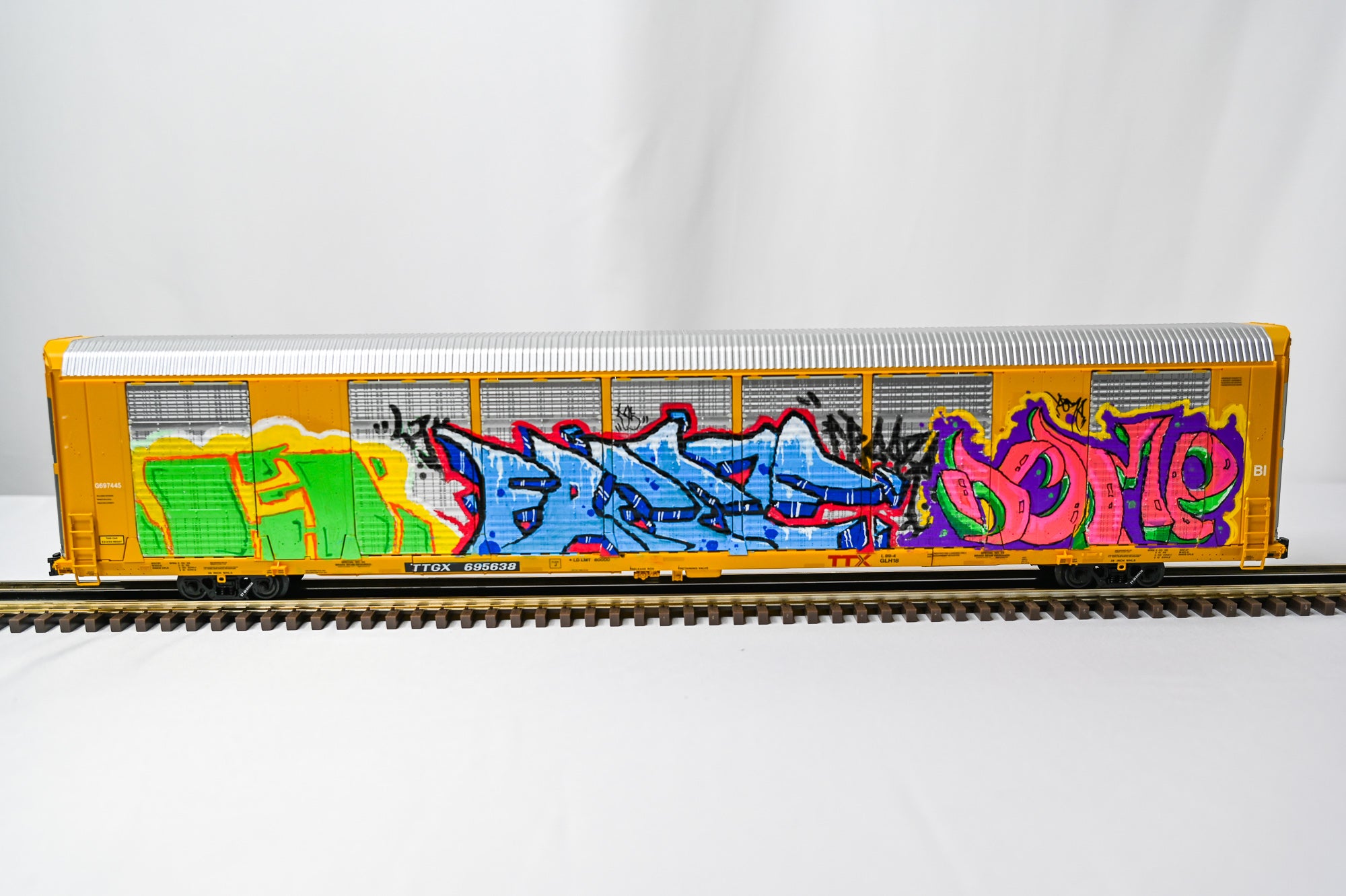 Custom Graffiti Atlas Gunderson Multi‑Max Auto Rack | X-MEN | O Scale