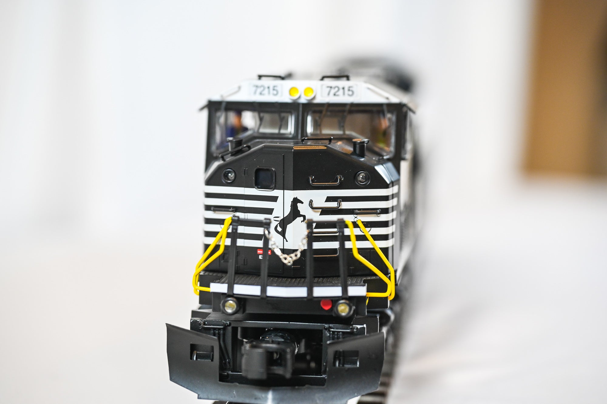Lionel Norfolk Southern SD80MAC #7215 | LEGACY | O Scale