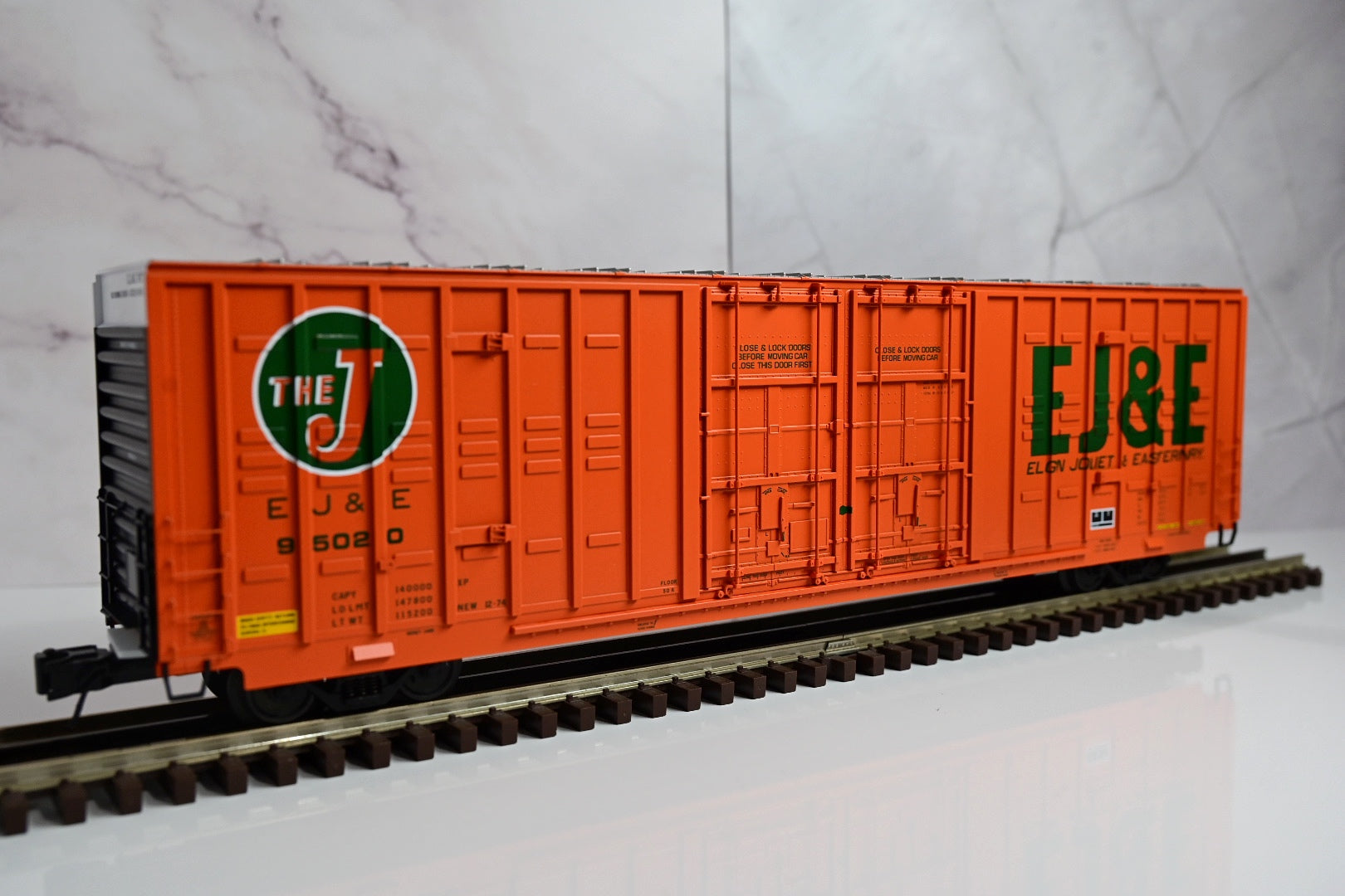Atlas Elgin Joliet & Eastern Berwick 60β Hy-Cube Box Car #95620 | Premier | O Scale