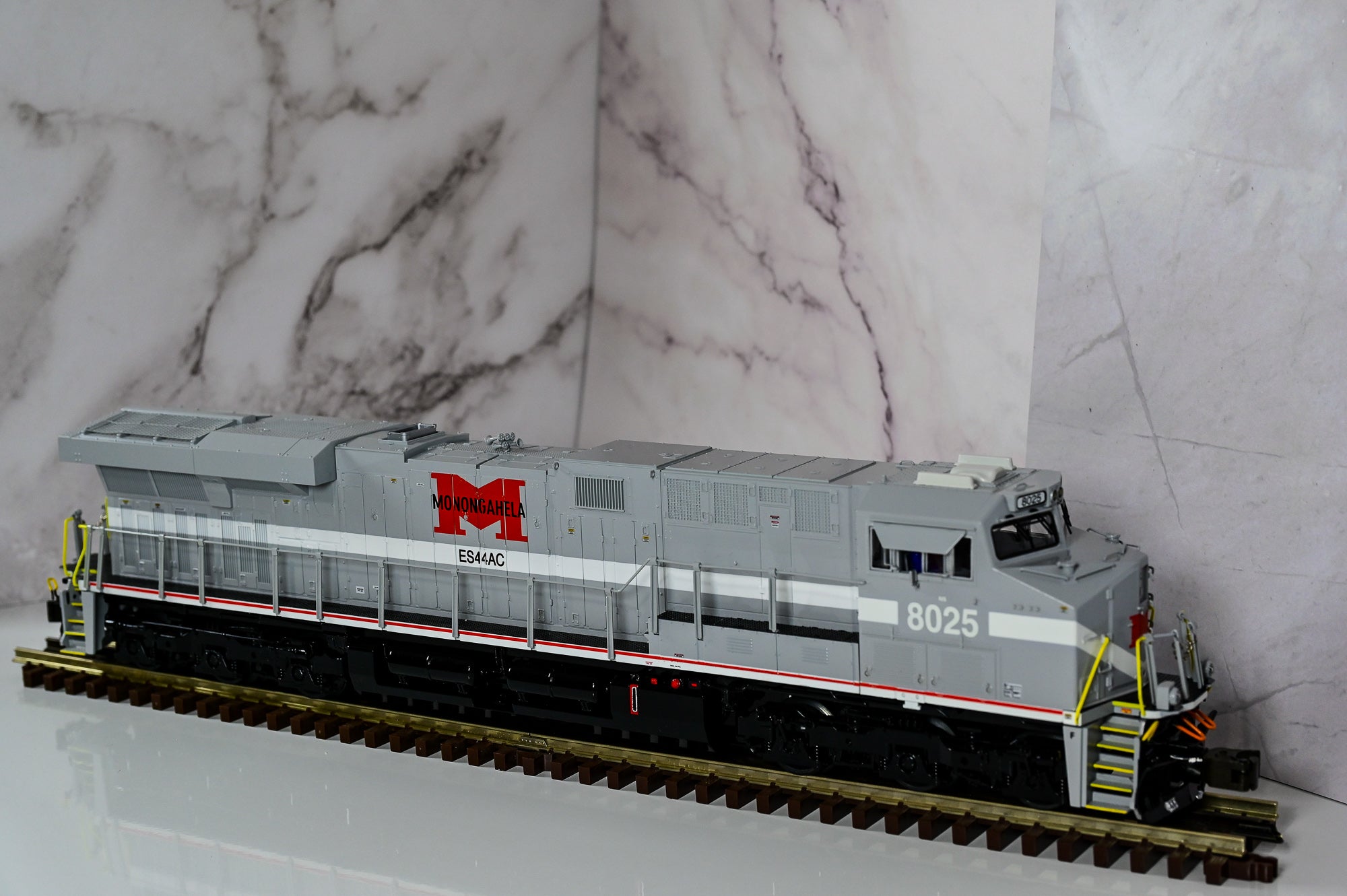 Lionel Monongahela ES44AC Diesel Locomotive #8025 | Legacy | O Scale