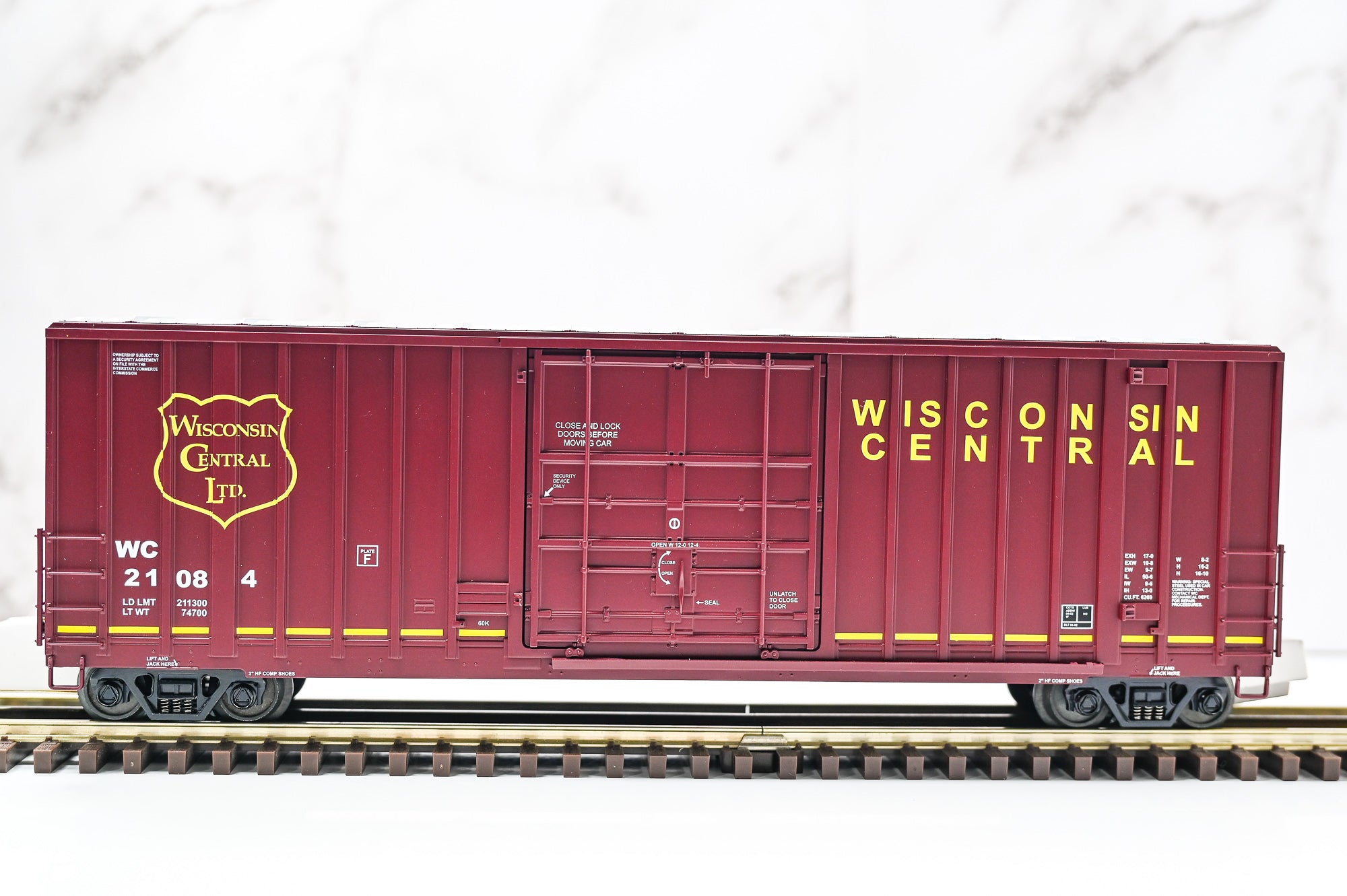 MTH Wisconsin Central 50' High Cube Box Car 21084 | O Scale