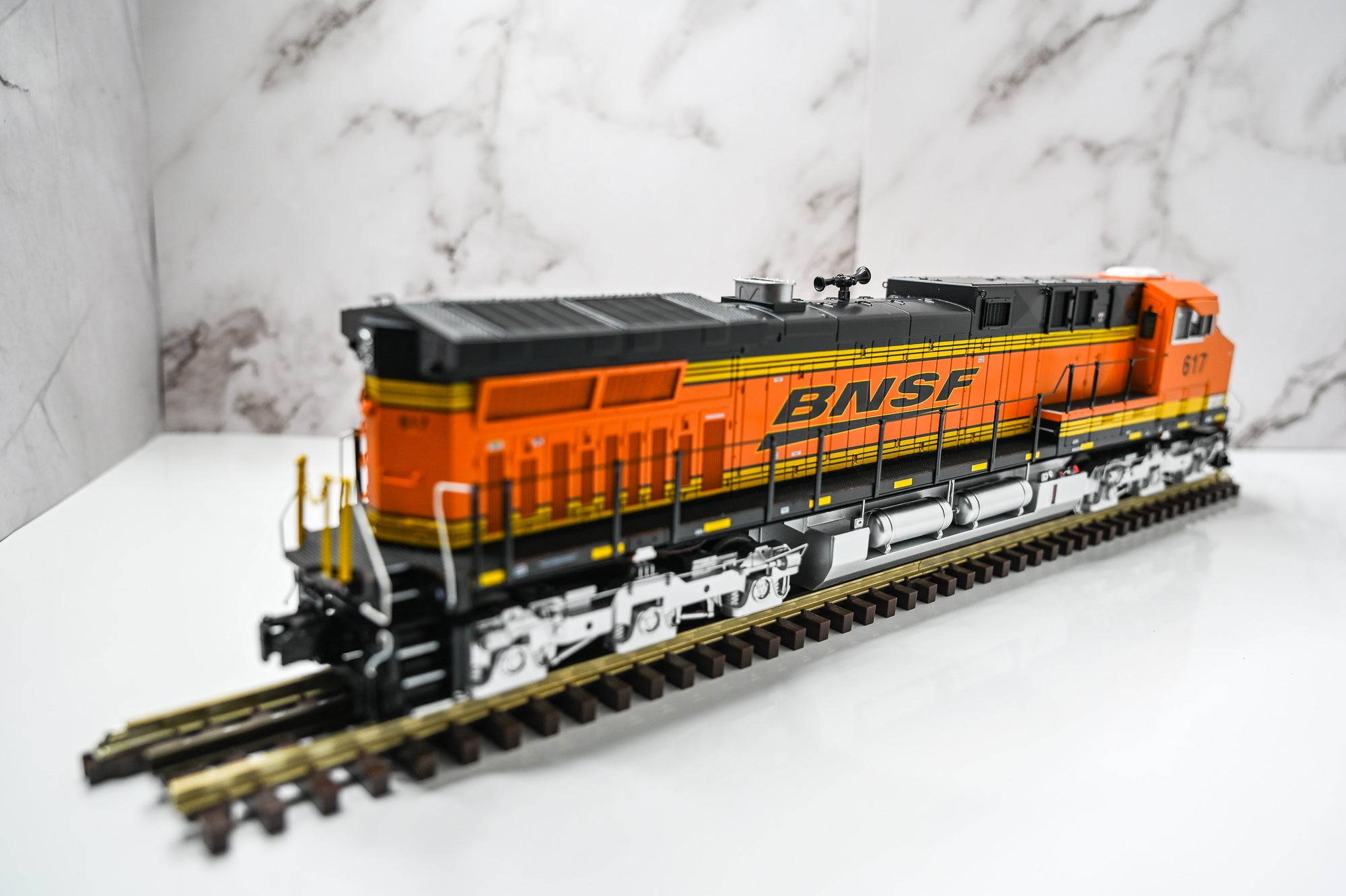 MTH BNSF AC4400CW #617 | Premier | O Scale