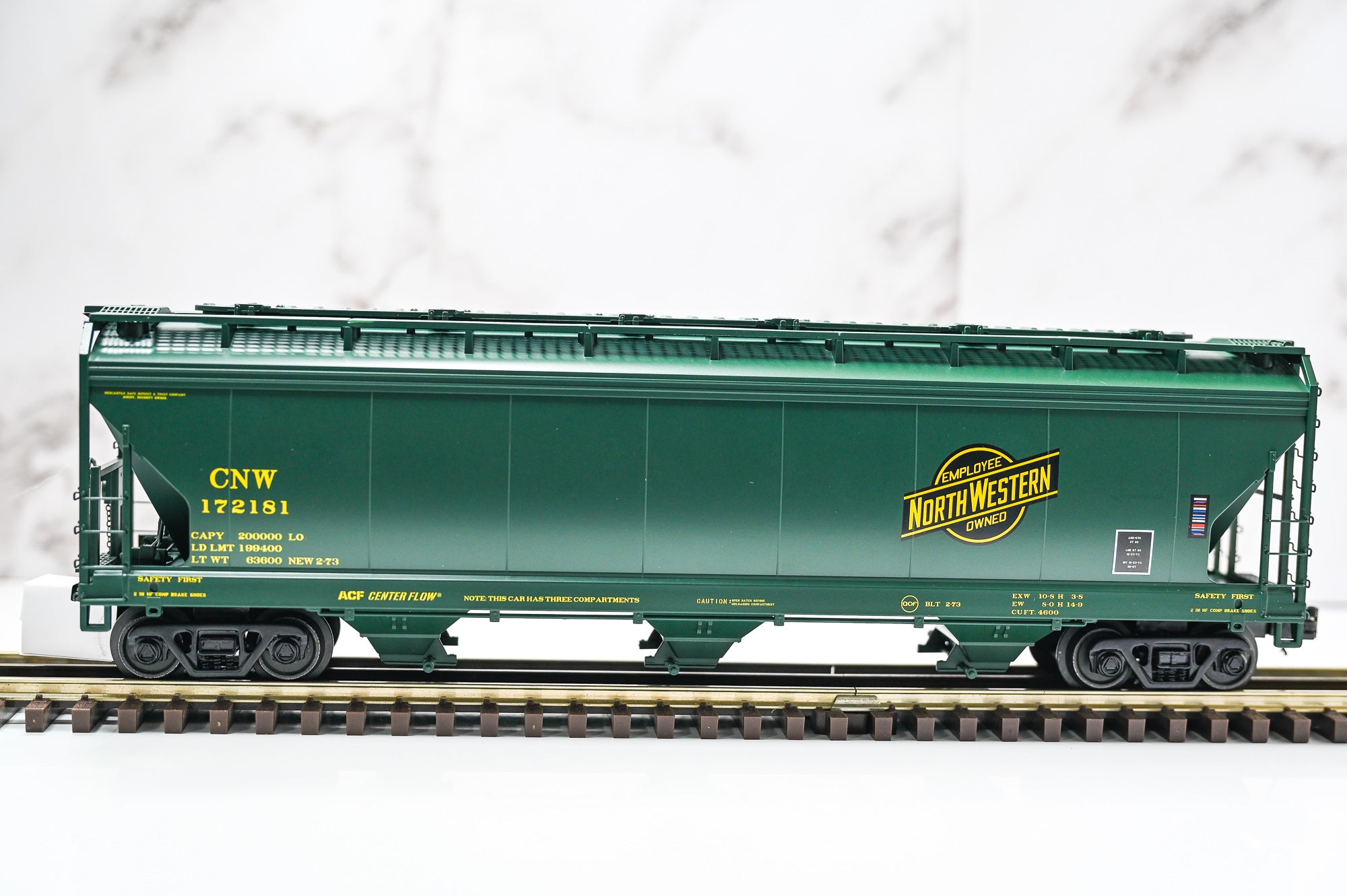 Atlas Chicago And North Western Premier 3 Bay Centerflow Hopper 172181 | O Scale