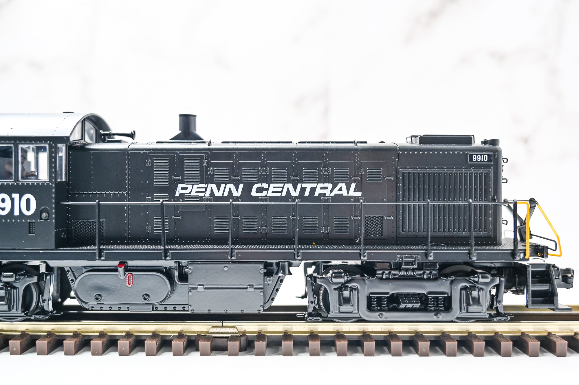 MTH RailKing Penn Central Alco RS 1 Diesel Engine | RailKing | O Scale