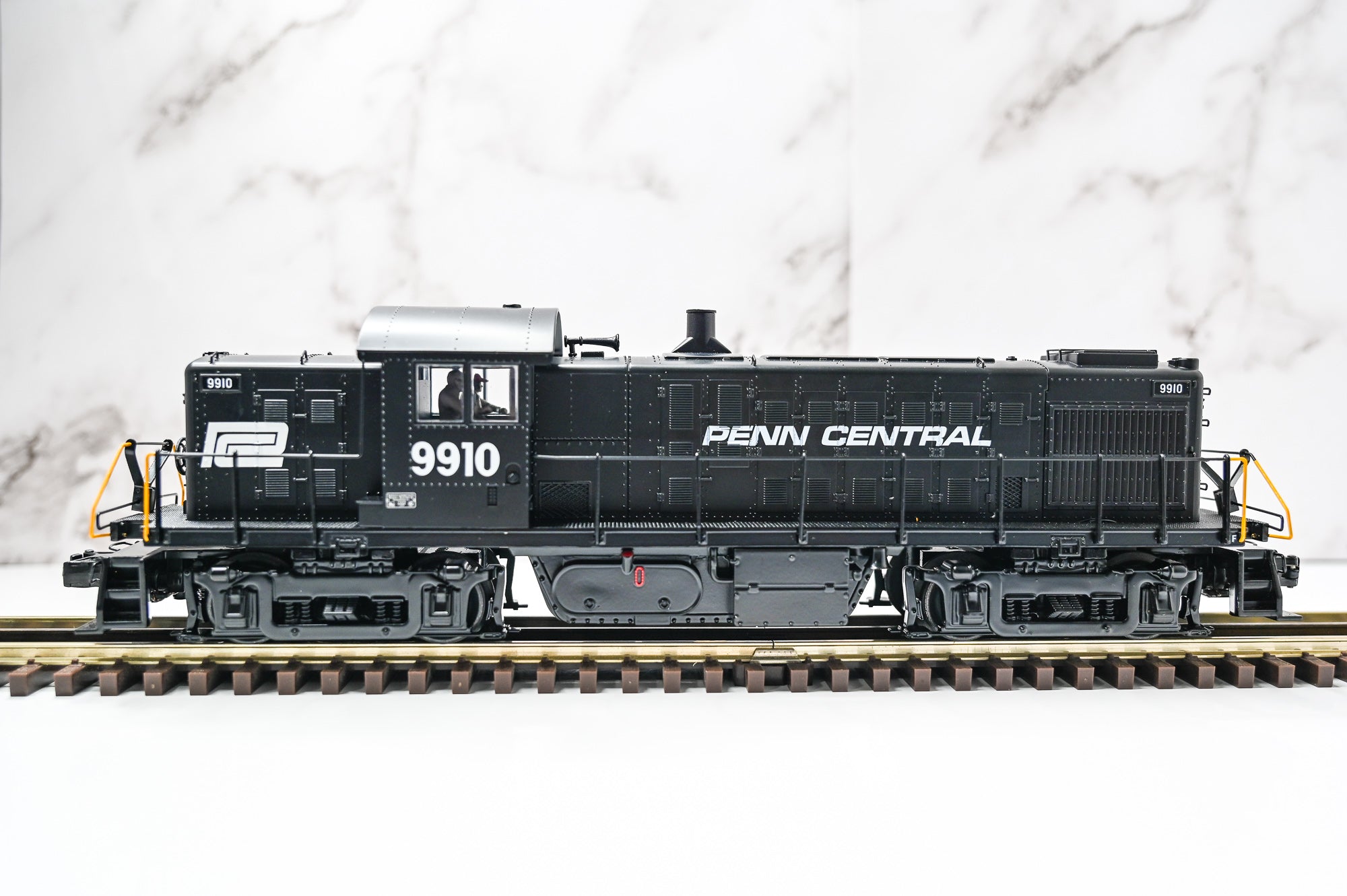 MTH RailKing Penn Central Alco RS 1 Diesel Engine | RailKing | O Scale