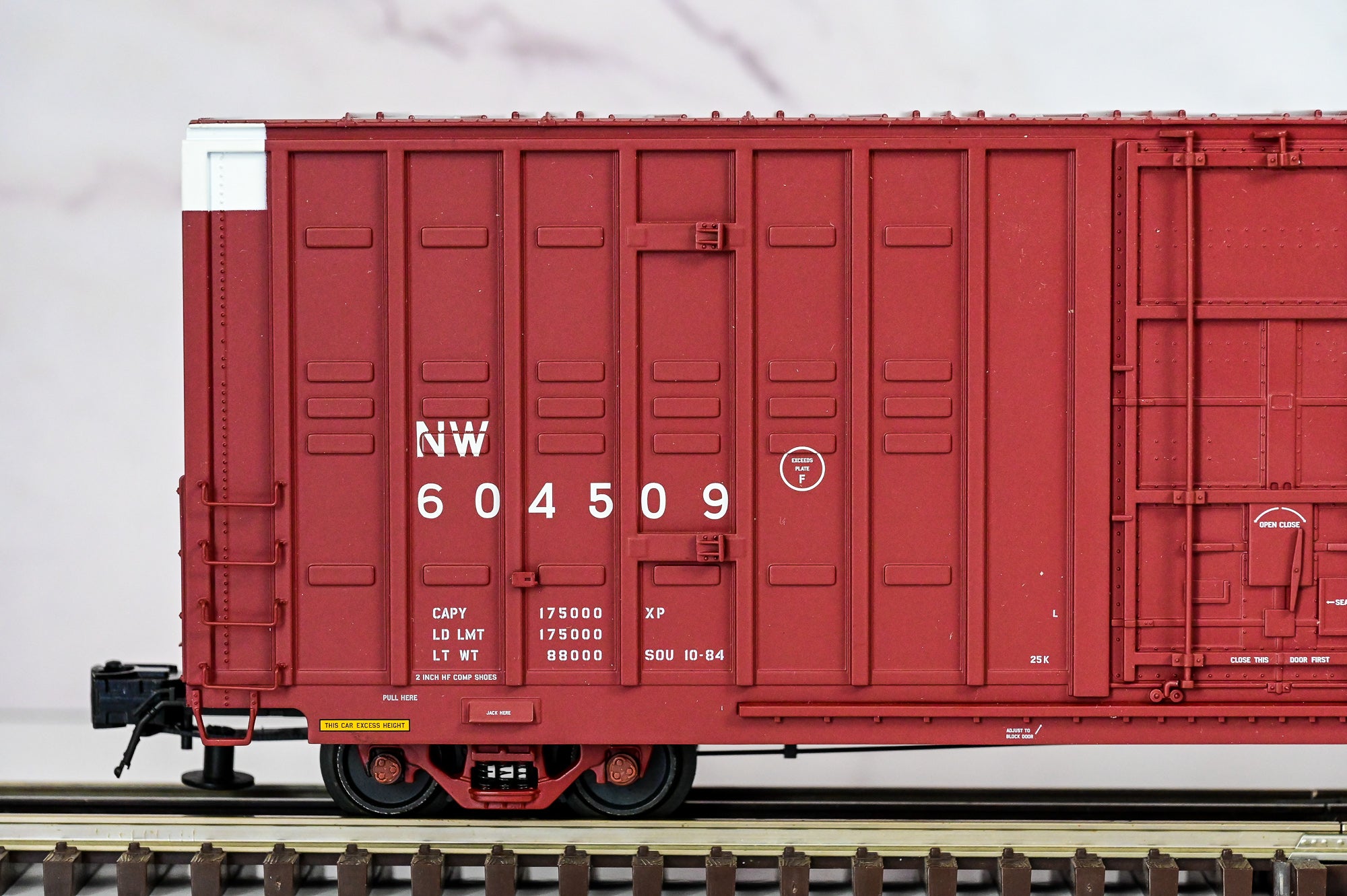 Atlas Norfolk & Western Berwick 60β Hy-Cube Box Car #604509 | Premier | O Scale