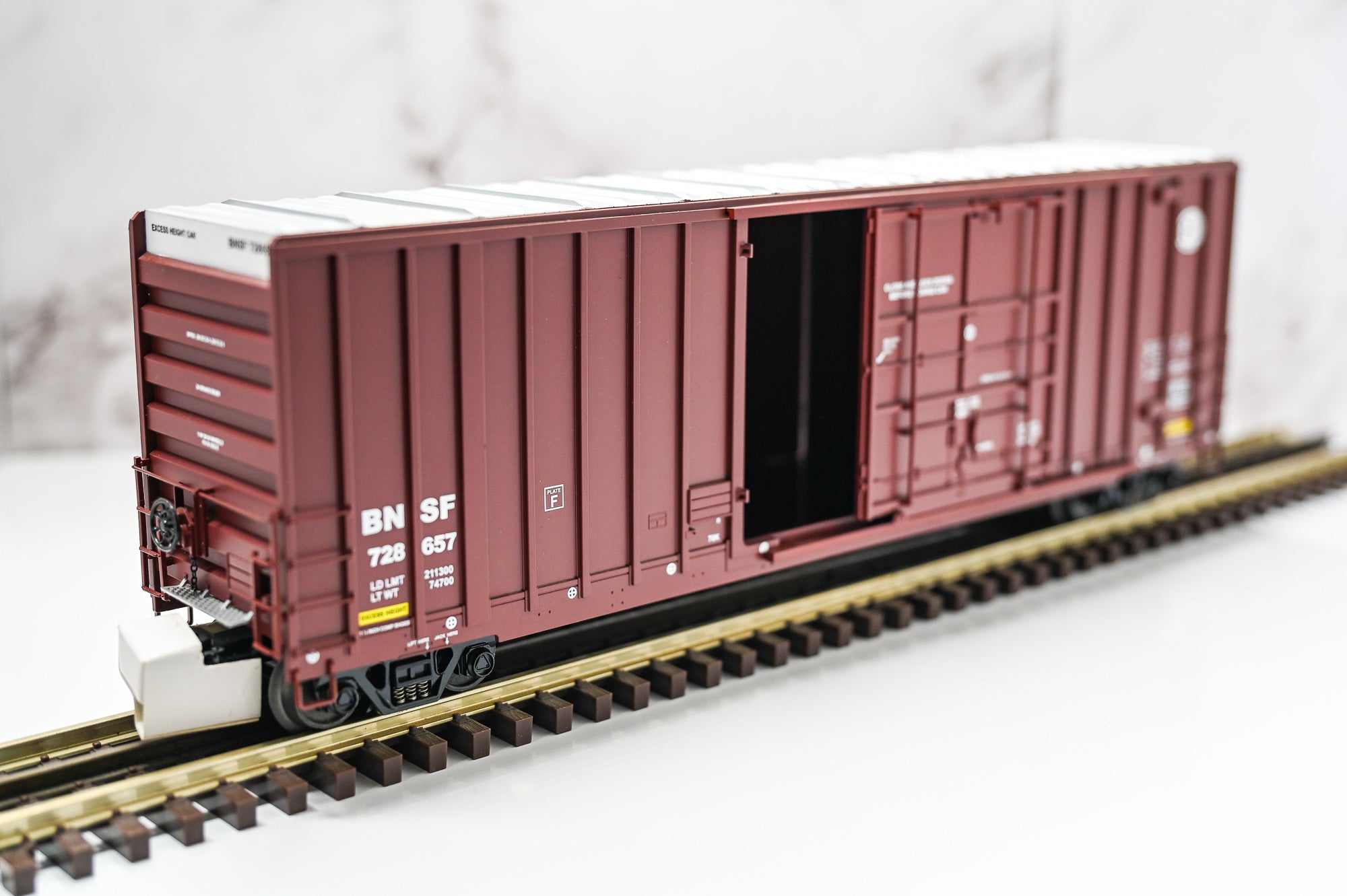MTH BNSF 50’ High Cube Boxcar | Premier | O Scale